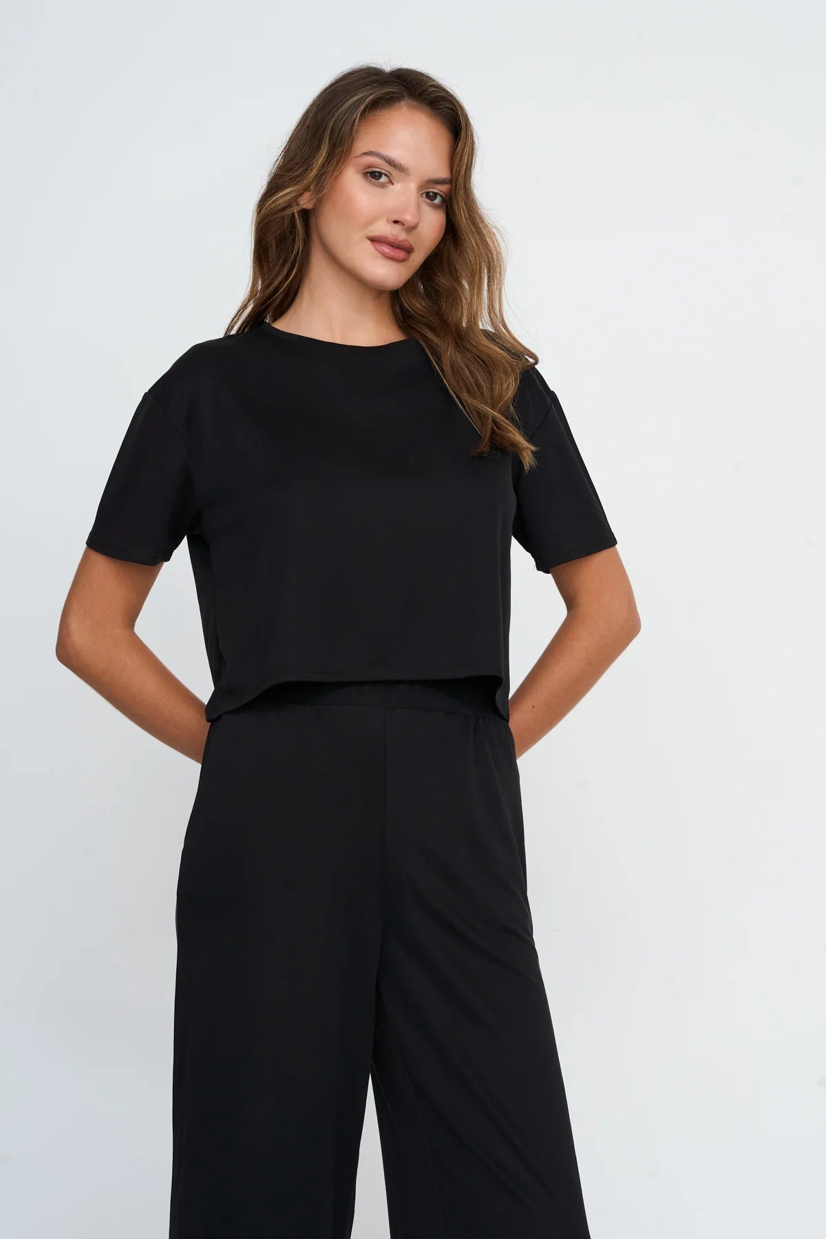 24 Colours Modal Top - Black - Kubanna