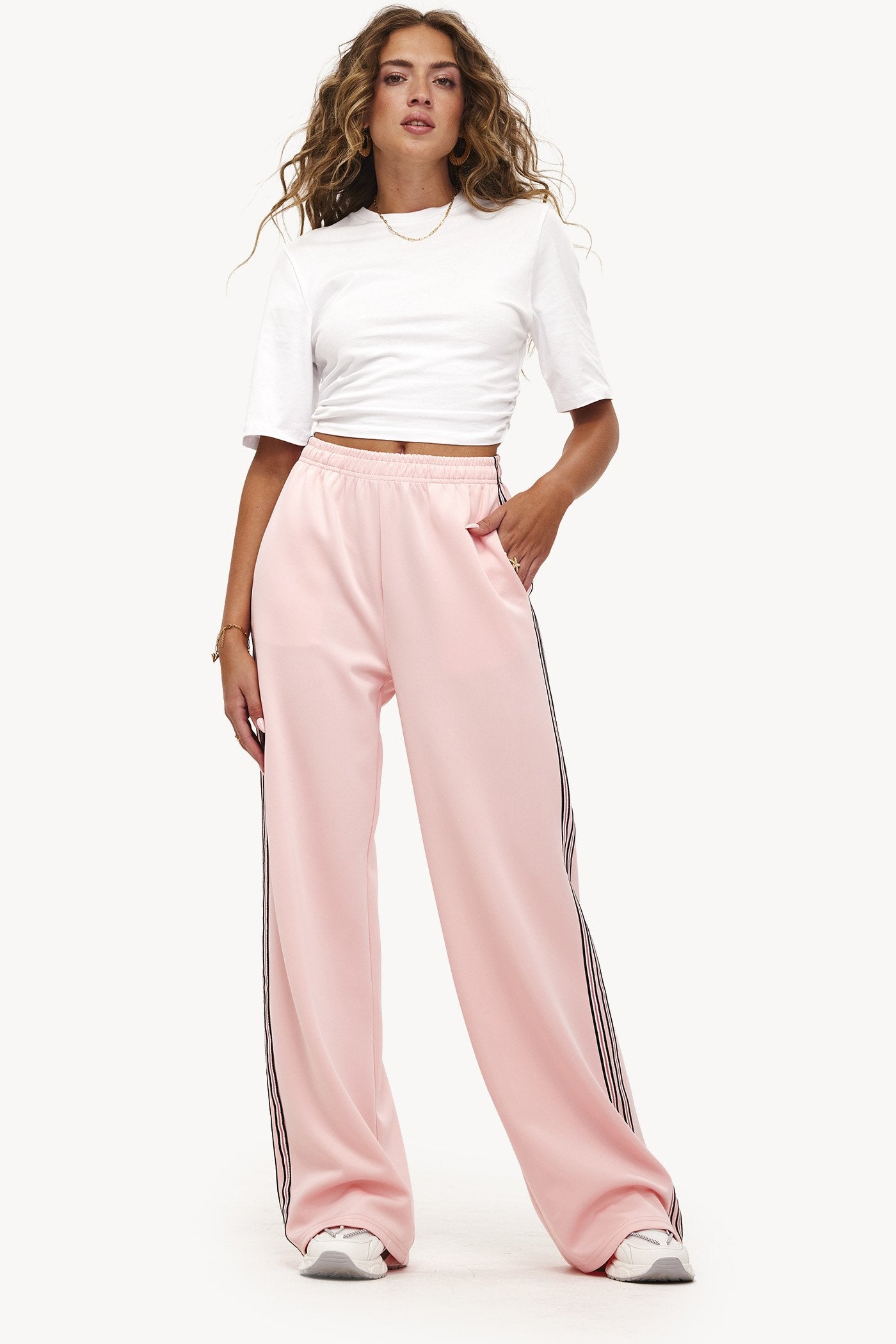 IN STORE ONLY - Light pink trousers