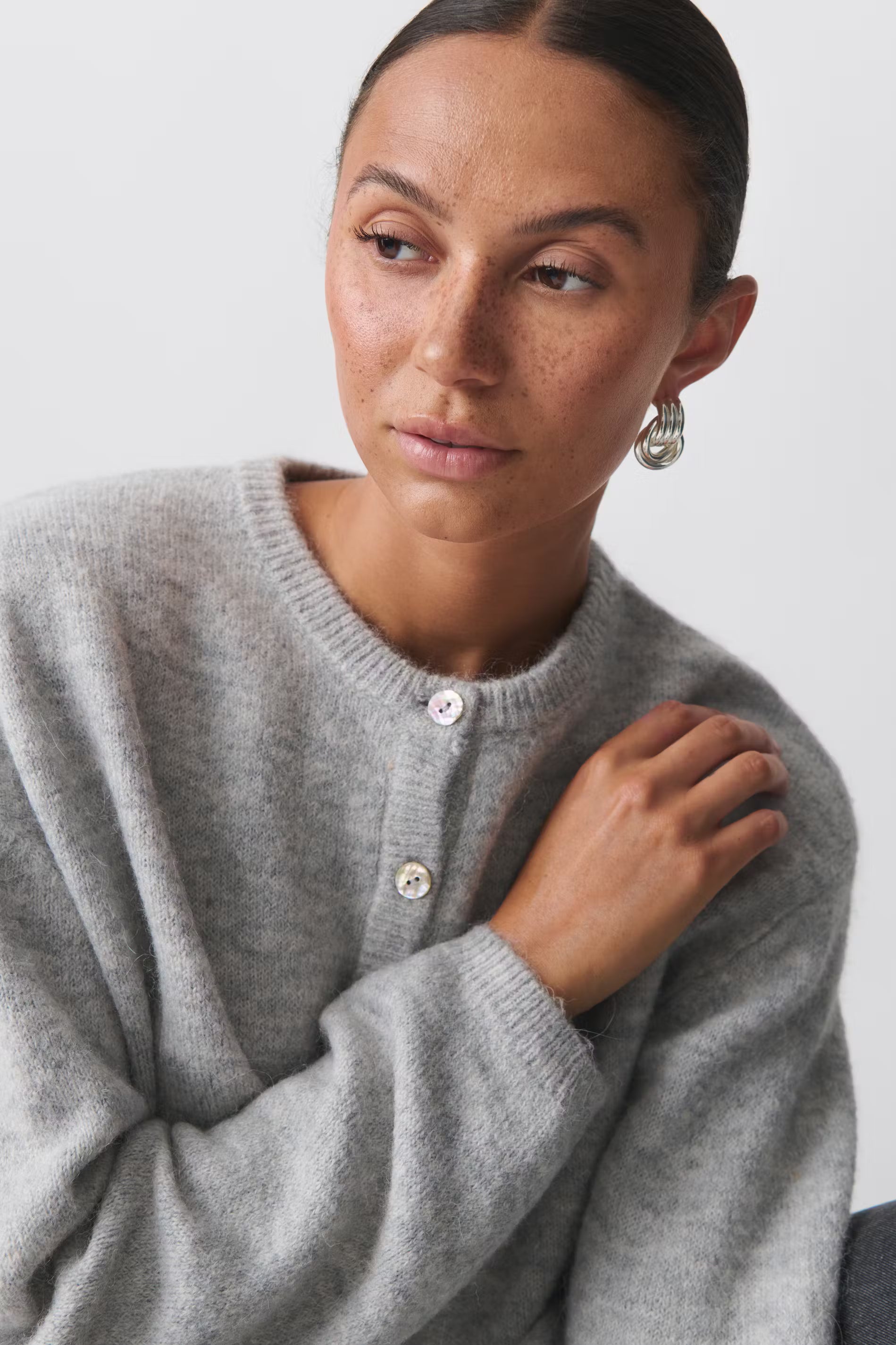 Gina Tricot Knitted Cardigan - Grey - Kubanna