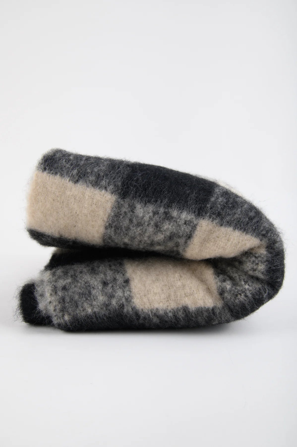 24 Colours Checkered Scarf - Black/Beige - Kubanna