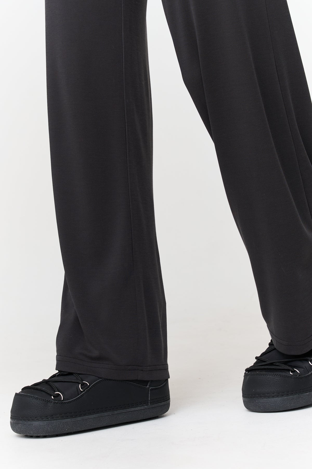 24 Colours Modal Pull - on Pants - Black - Kubanna