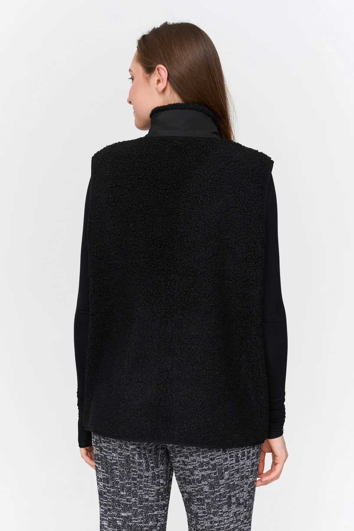 24 Colours Teddy Fleece Vest - Black - Kubanna