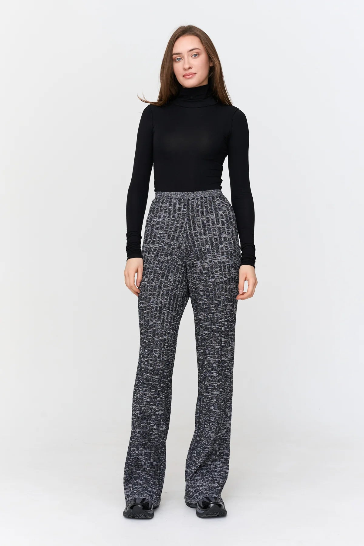 24 Colours Turtleneck Longsleeve Top - Black - Kubanna