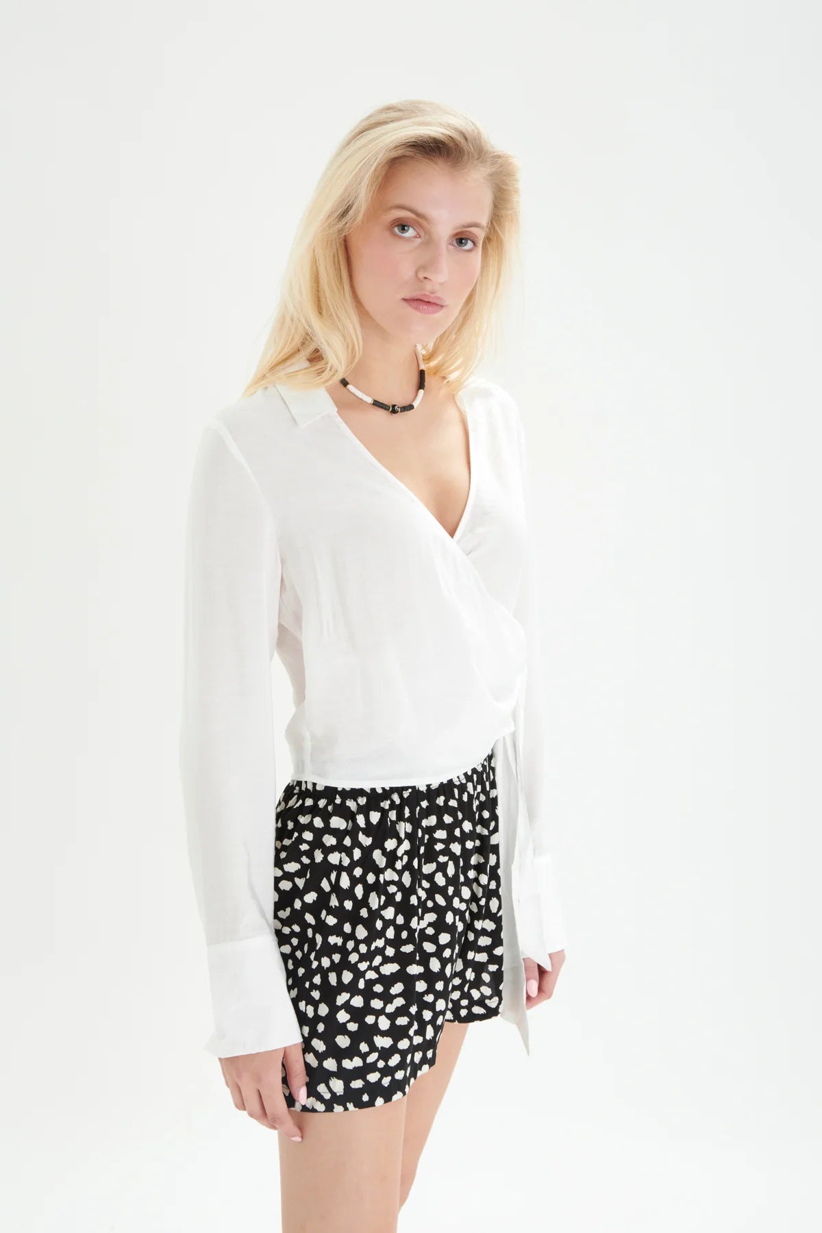 24 Colours Shirt with Waistband - White