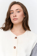 24Colours Fluffy Vest - White - Kubanna