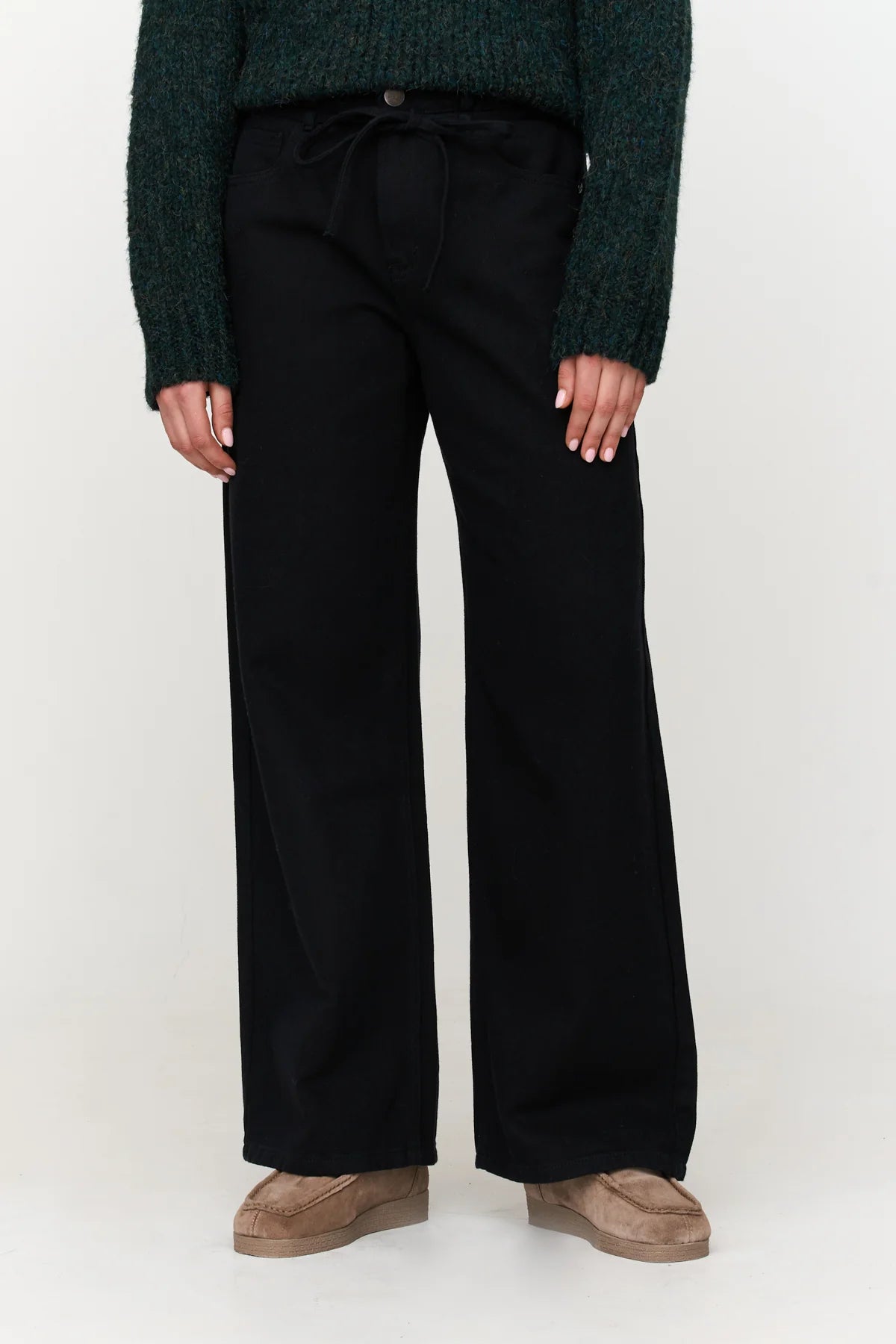 24Colours Straight Trousers - Black - Kubanna