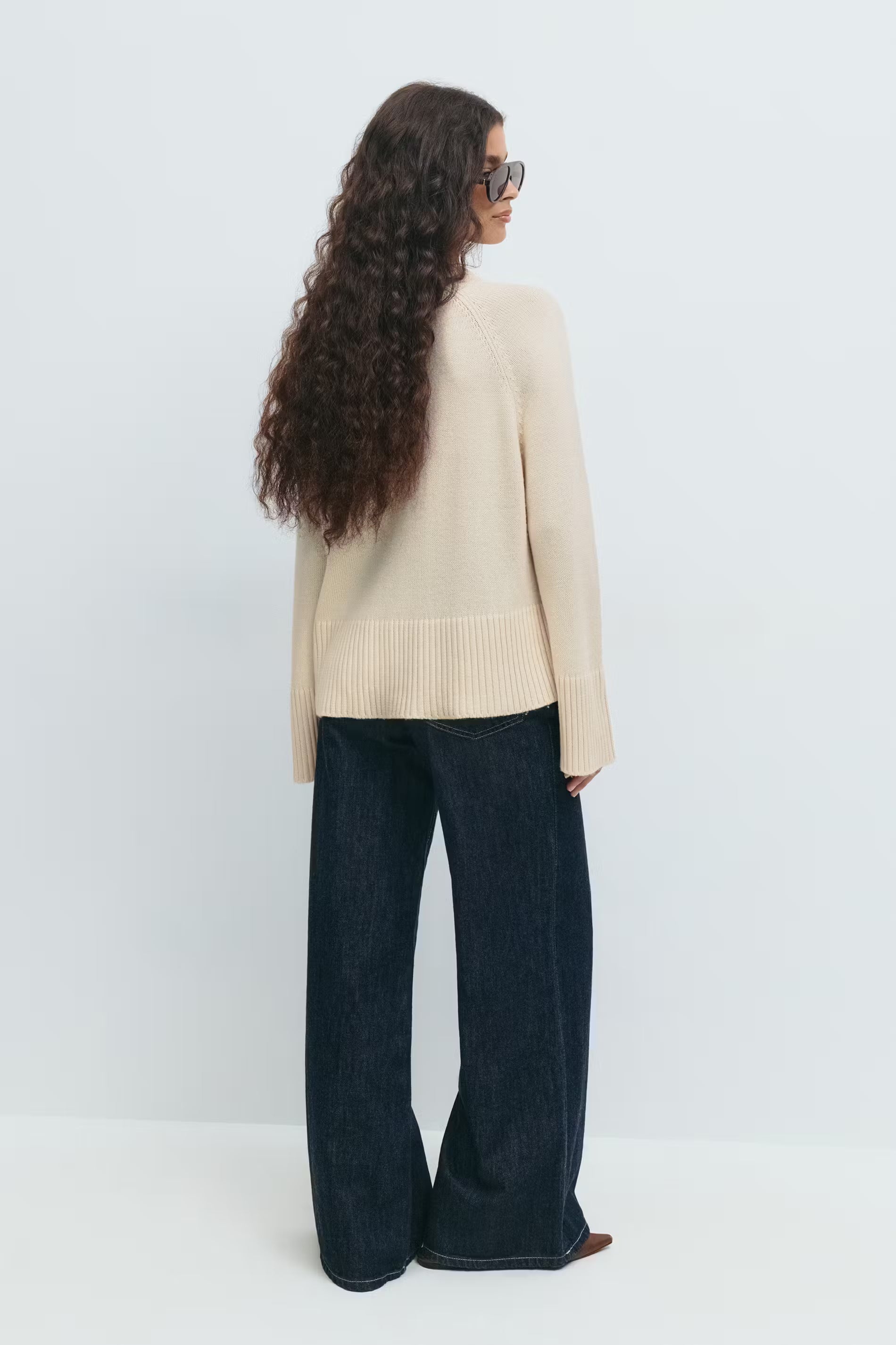 Gina Tricot Round Neck Knitted Sweater - Off-White - Kubanna
