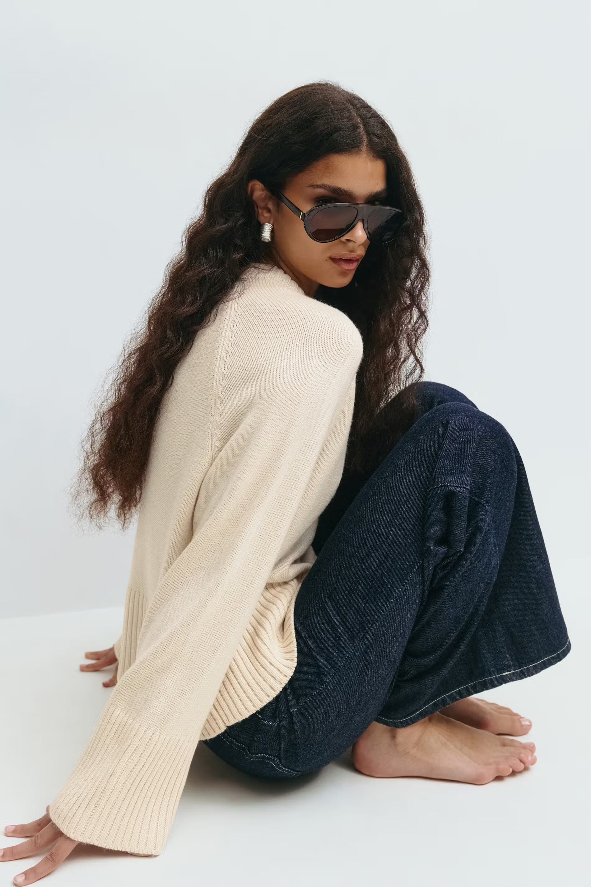 Gina Tricot Round Neck Knitted Sweater - Off-White - Kubanna