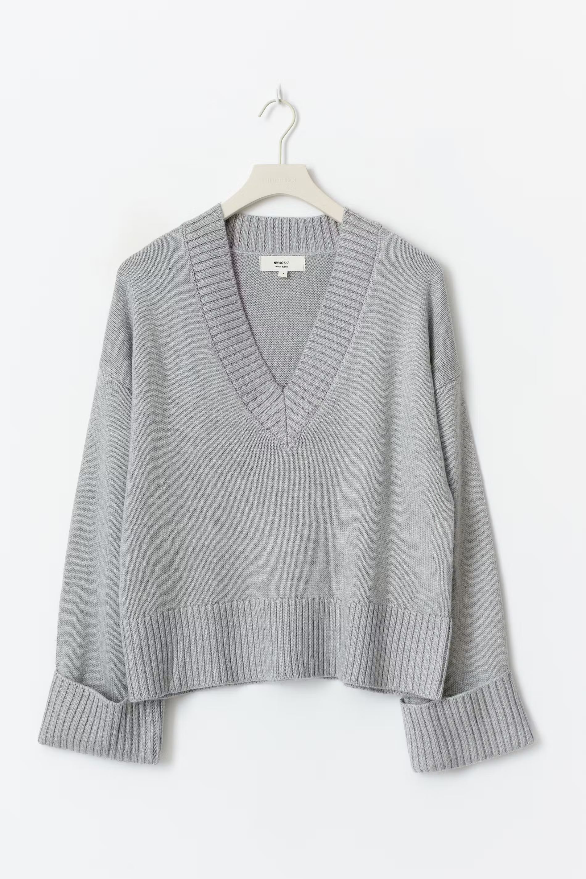 Gina Tricot V-neck Knitted Sweater - Grey