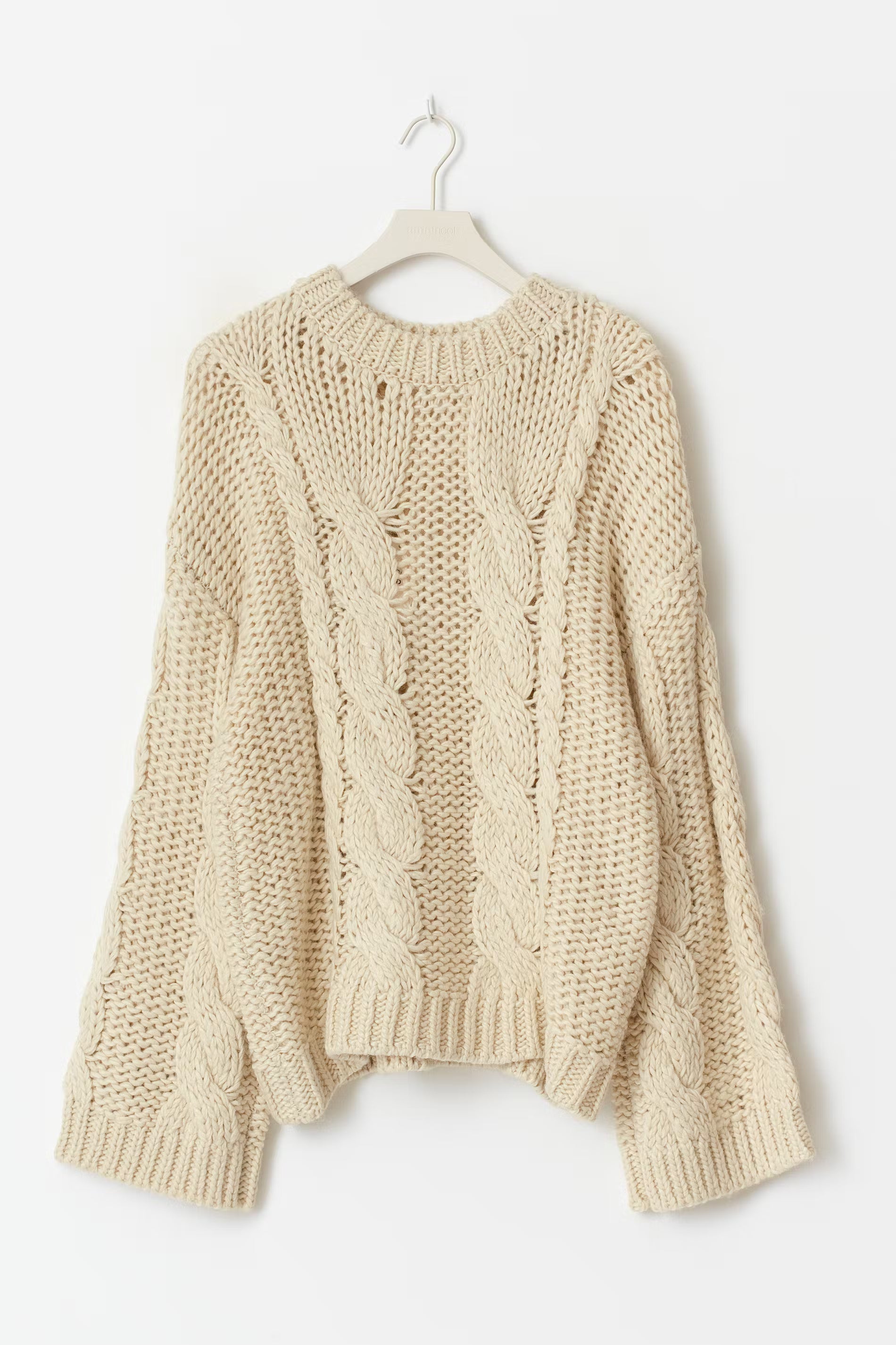 Gina Tricot Knitted Cable Sweater - Almond Milk - Kubanna