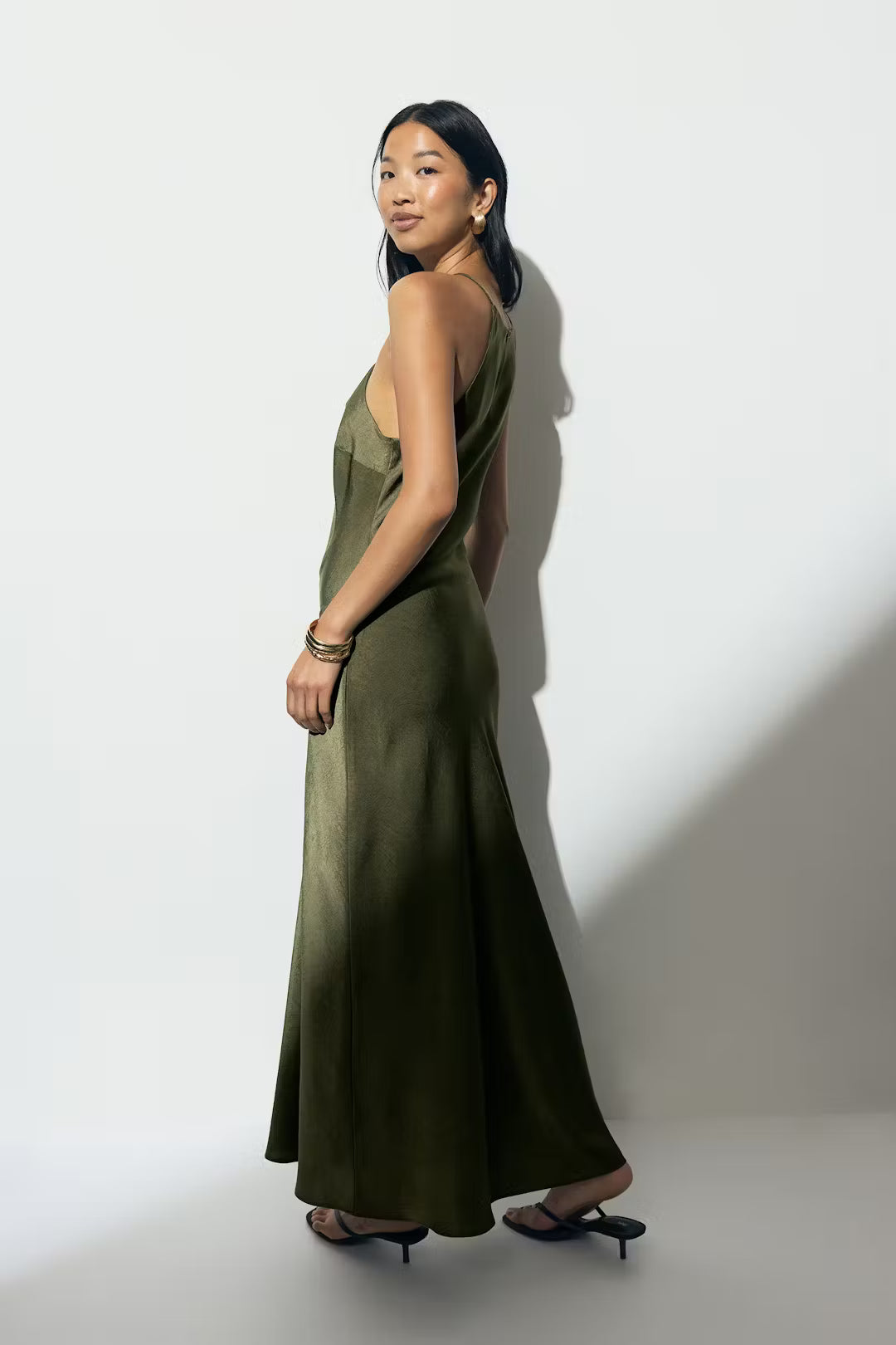 Gina Tricot Crinkle Maxi Dress - Green - Kubanna
