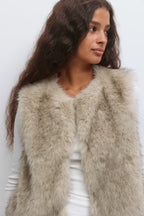 Gina Tricot Faux Fur Vest - Beige - Kubanna