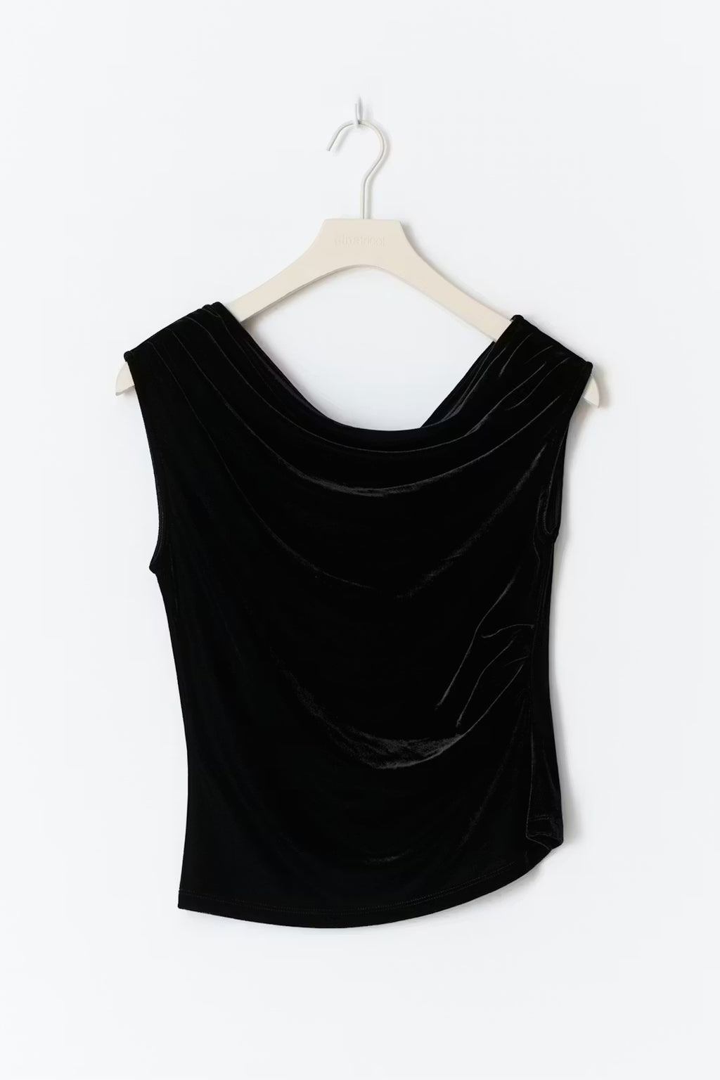 Gina Tricot Asymmetric Velvet Top - Black - Kubanna