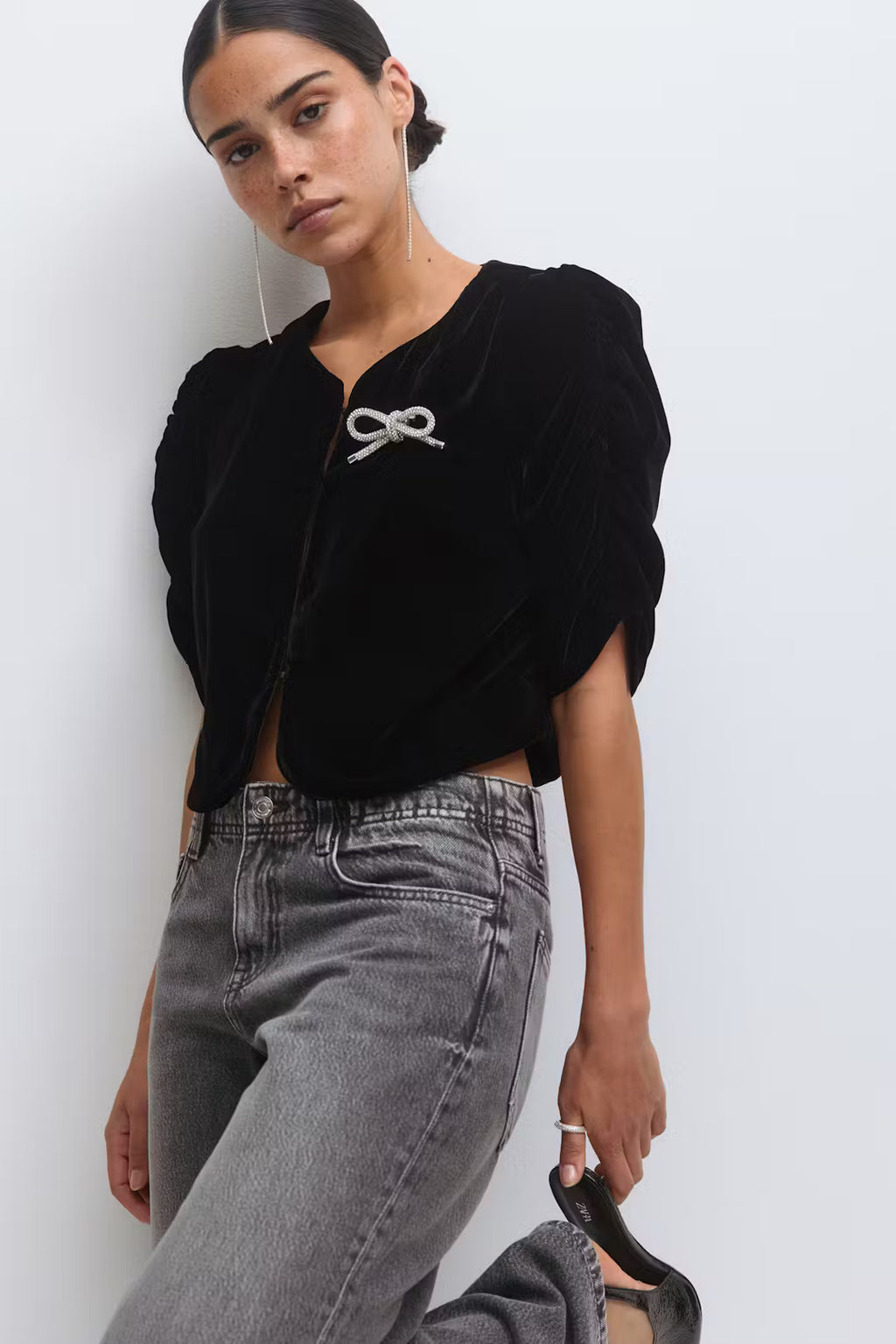 Gina Tricot Velour Top - Black - Kubanna