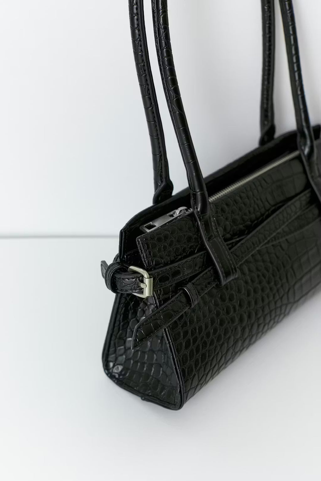 Gina Tricot Buckle Shoulder Bag - Black - Kubanna