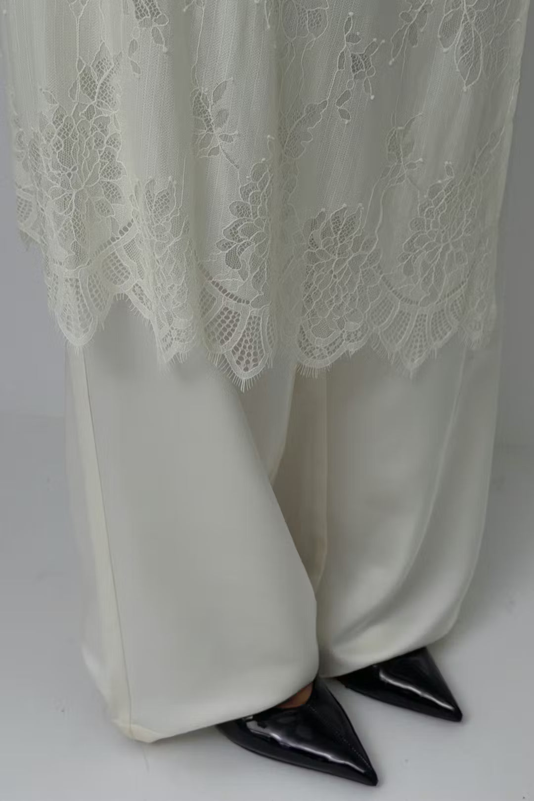 Gina Tricot | Lace Apron Skirt - Buttercream