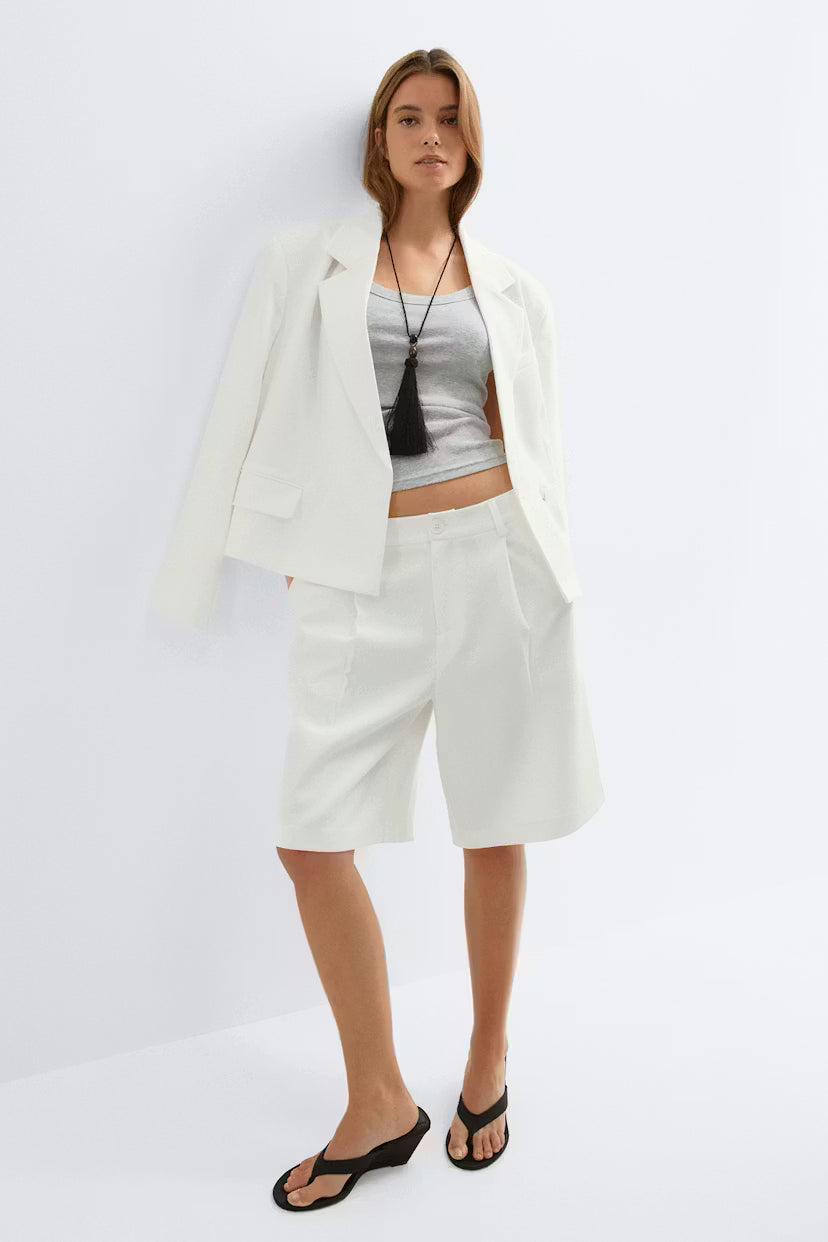 Gina Tricot | Bermuda Shorts - White