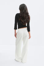 Gina Tricot | Mid Waist Pleated Trousers - White