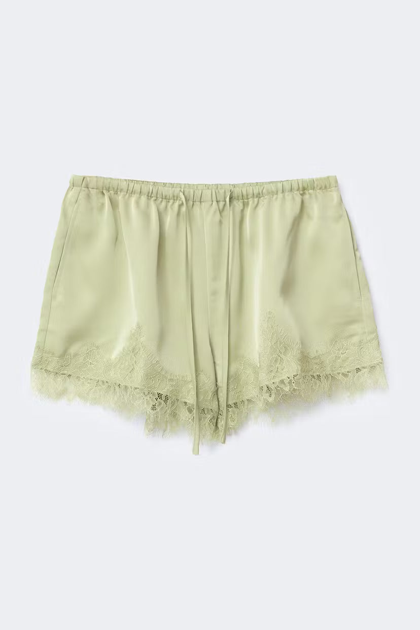 Gina Tricot | Satin Lace Shorts - Green Glow