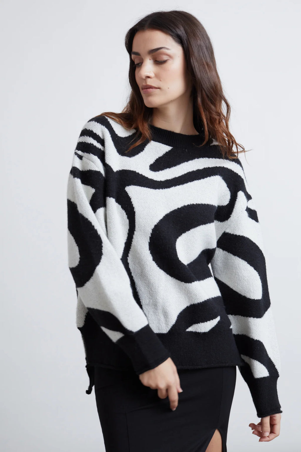 24 Colours Sweater with print - Black