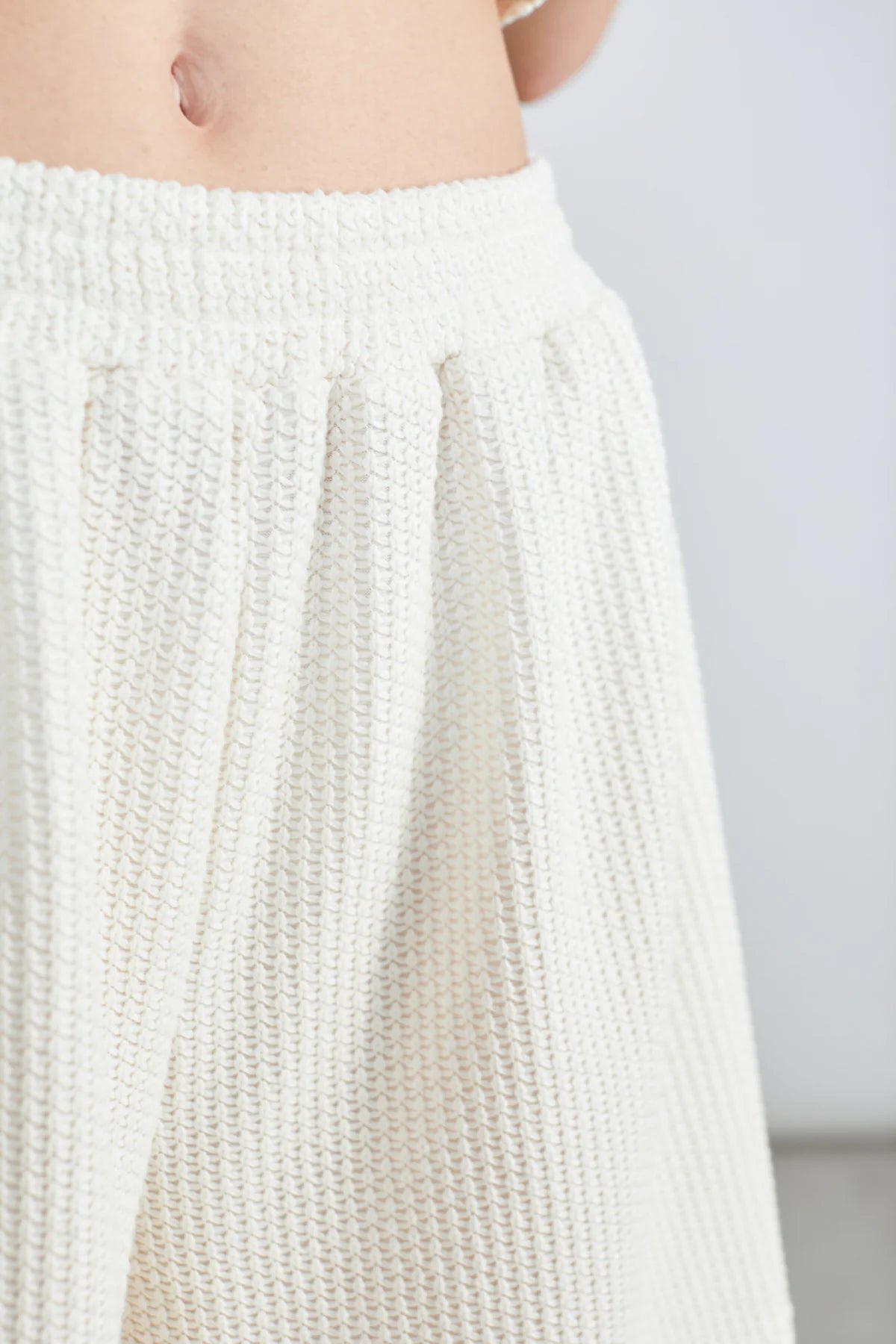 24 Colours Knitted shorts - White - Kubanna
