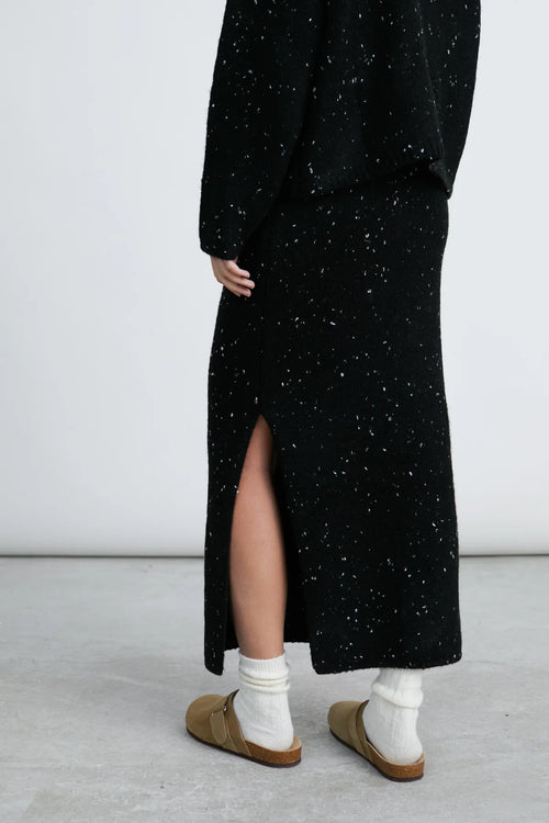 24 Colours Skirt - Black - Kubanna