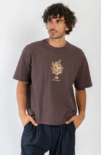 Kaotiko | Bouquet Cropped T-shirt - Brown