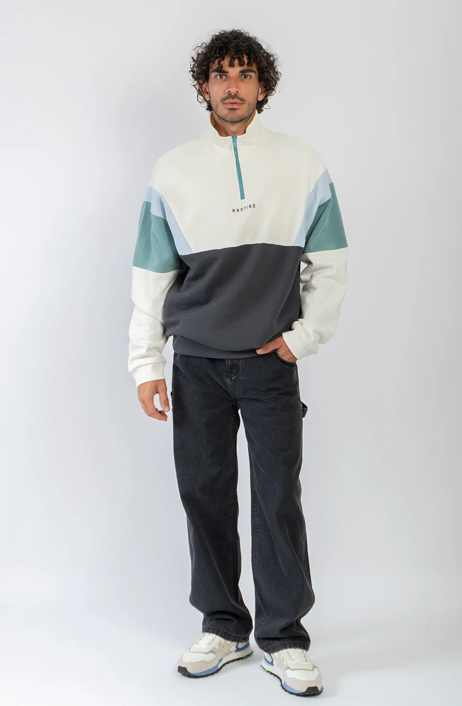 Kaotiko | Arthur Crewneck - Ivory/Black