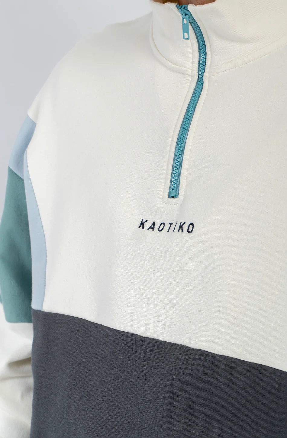 Kaotiko | Arthur Crewneck - Ivory/Black