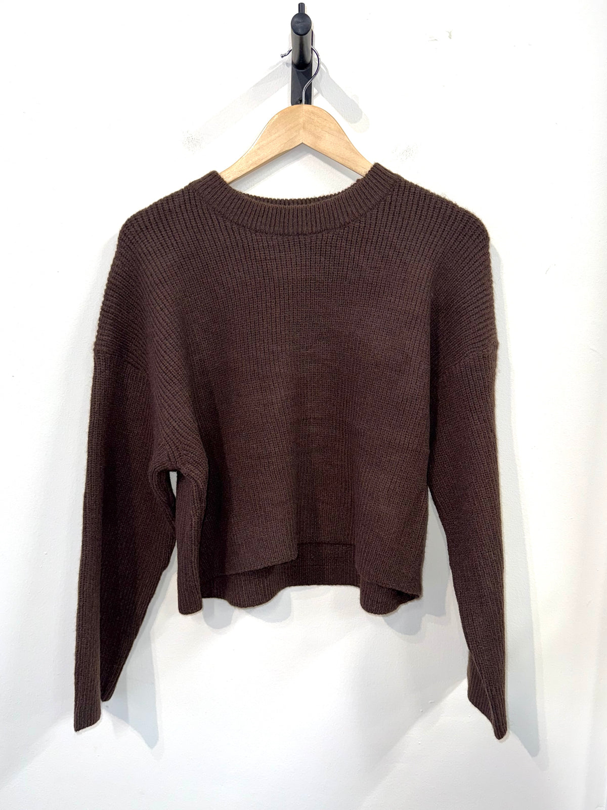 Nelly Cropped Knitted Sweater - Brown
