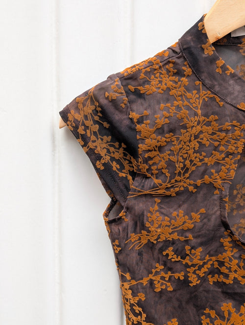 Botanical Keyhole Top - Charcoal - Kubanna