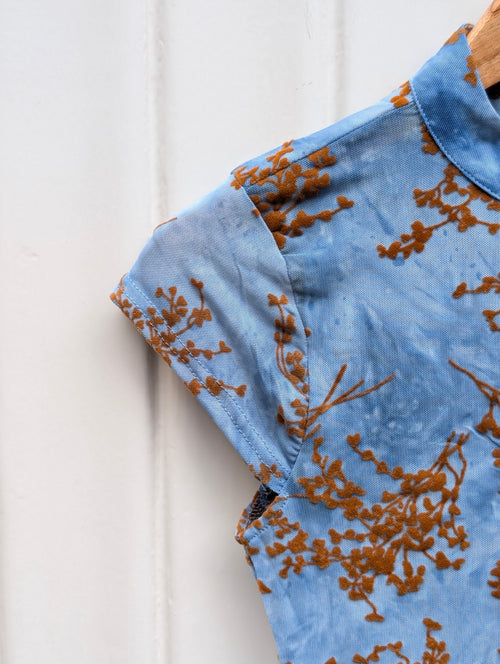 Botanical Keyhole Top - Dusy Blue - Kubanna