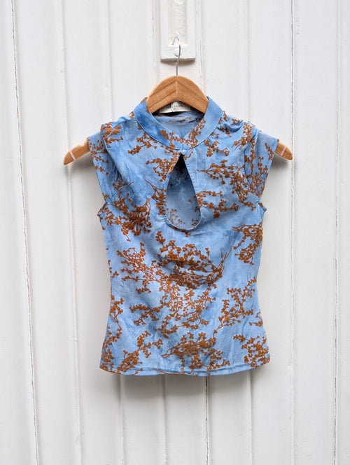 Botanical Keyhole Top - Dusy Blue - Kubanna