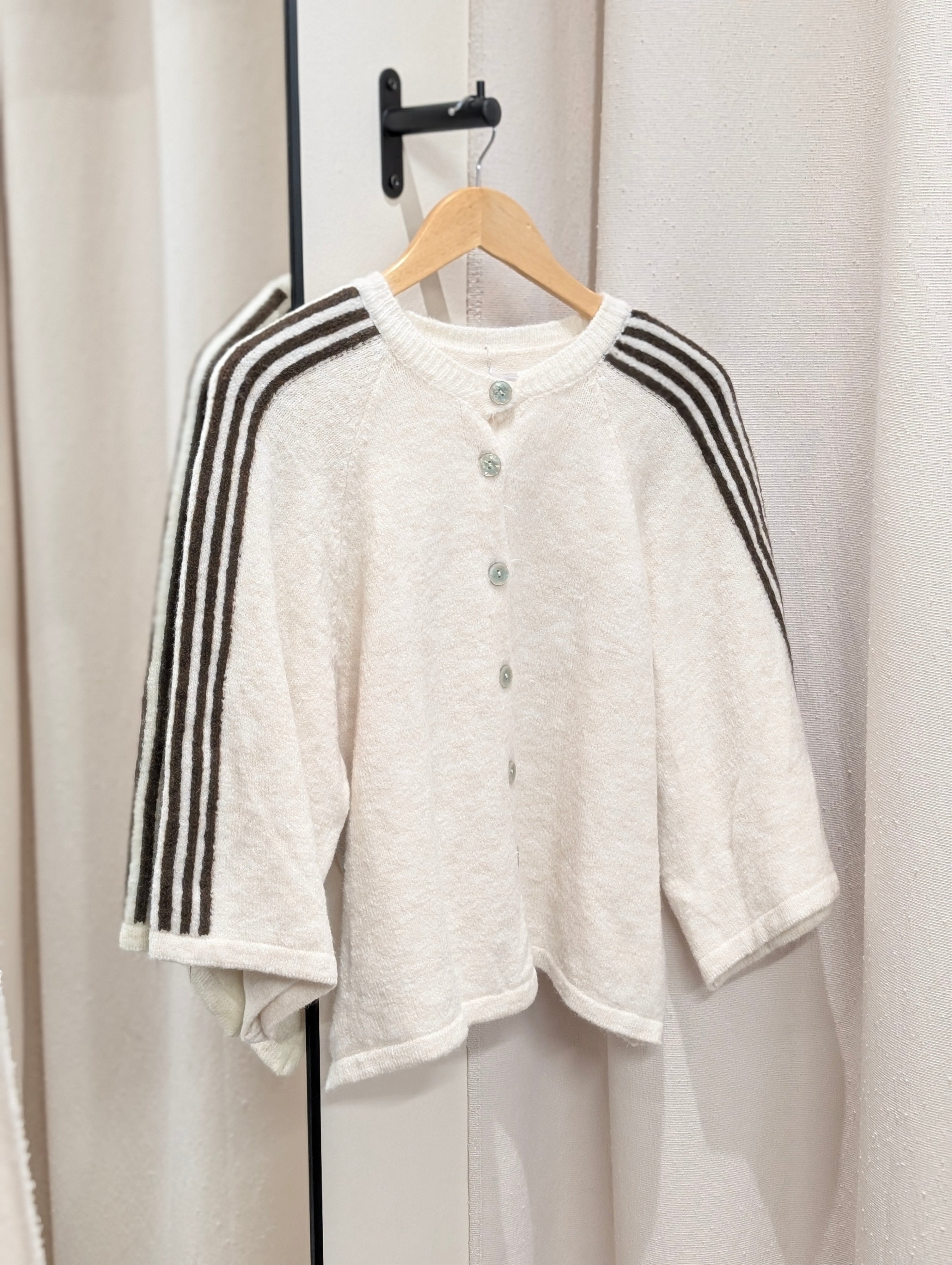 Contrast Stripe Boxy Cardigan - Ecru/Brown - Kubanna