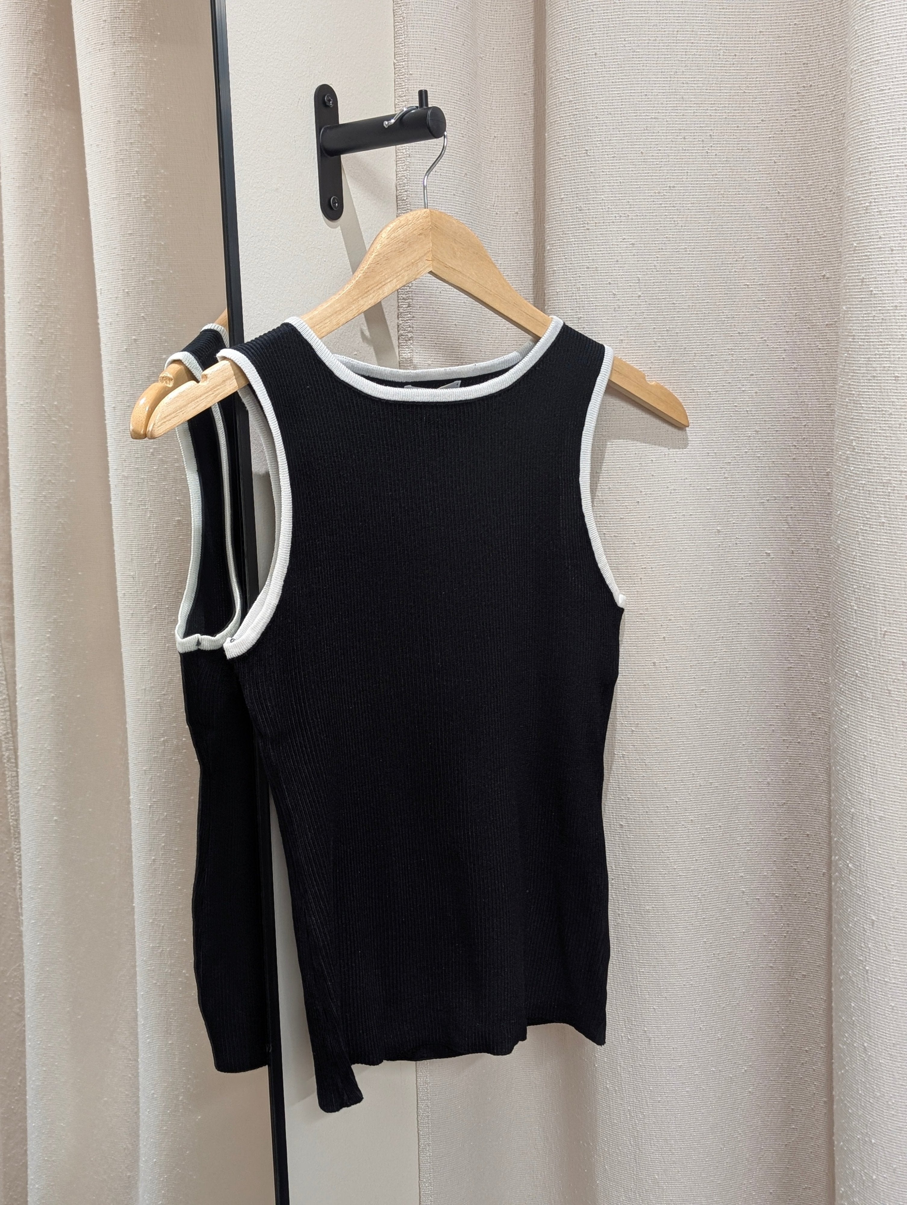 Contrast Trim Rib Tank – Black/White - Kubanna