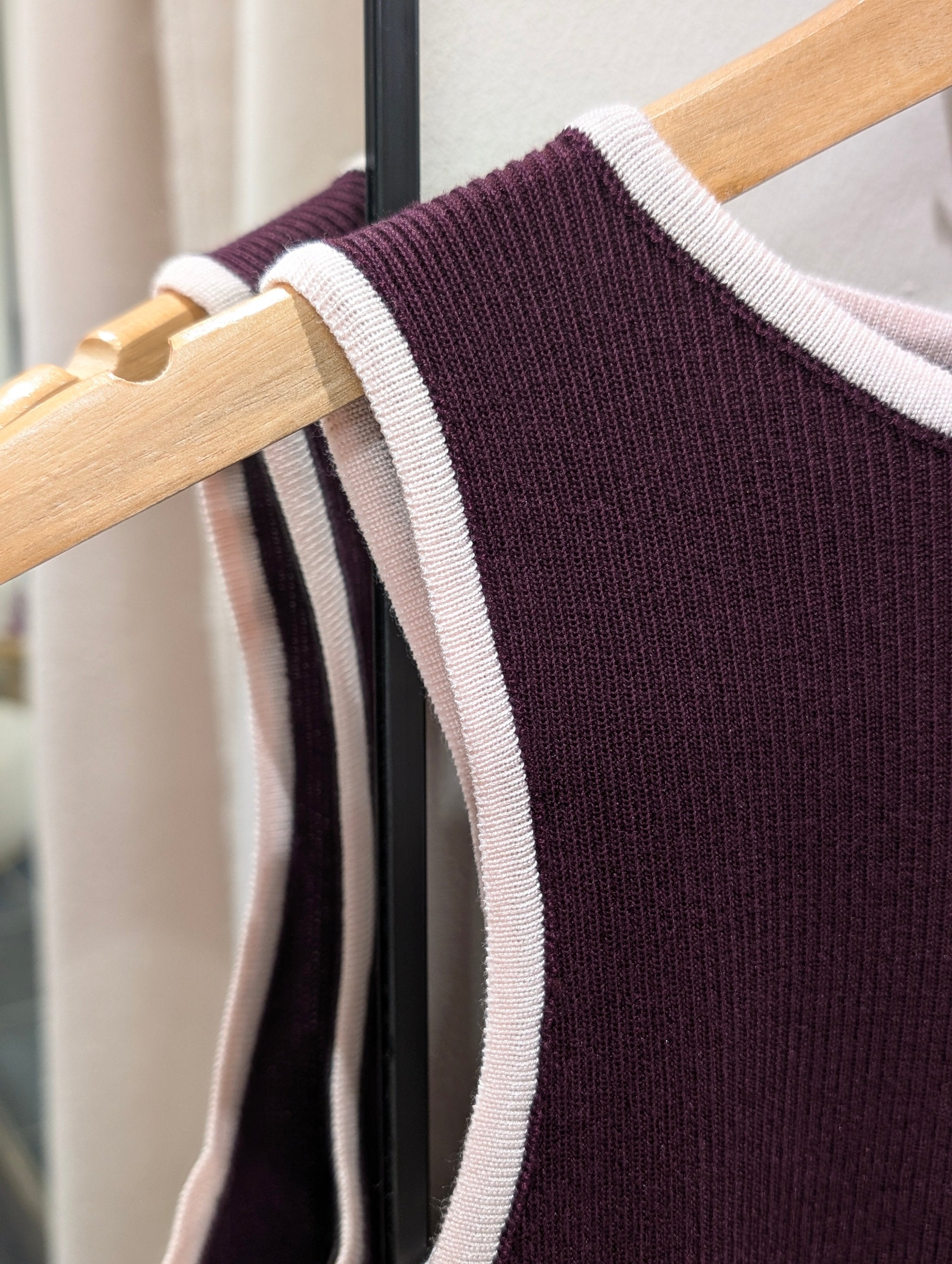 Contrast Trim Rib Tank – Burgundy/Pink - Kubanna