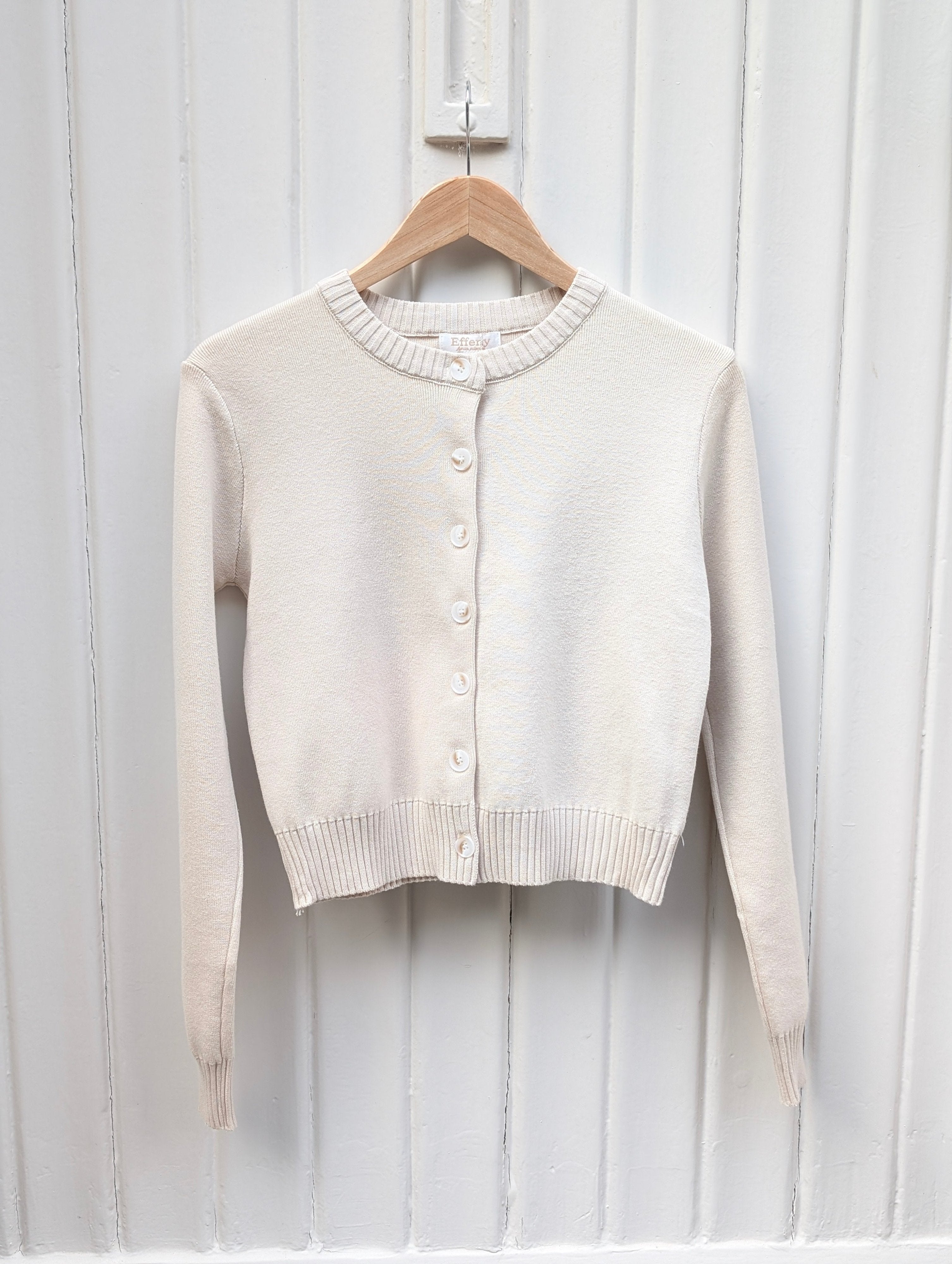 Cropped Button-Up Cardigan - Cream - Kubanna