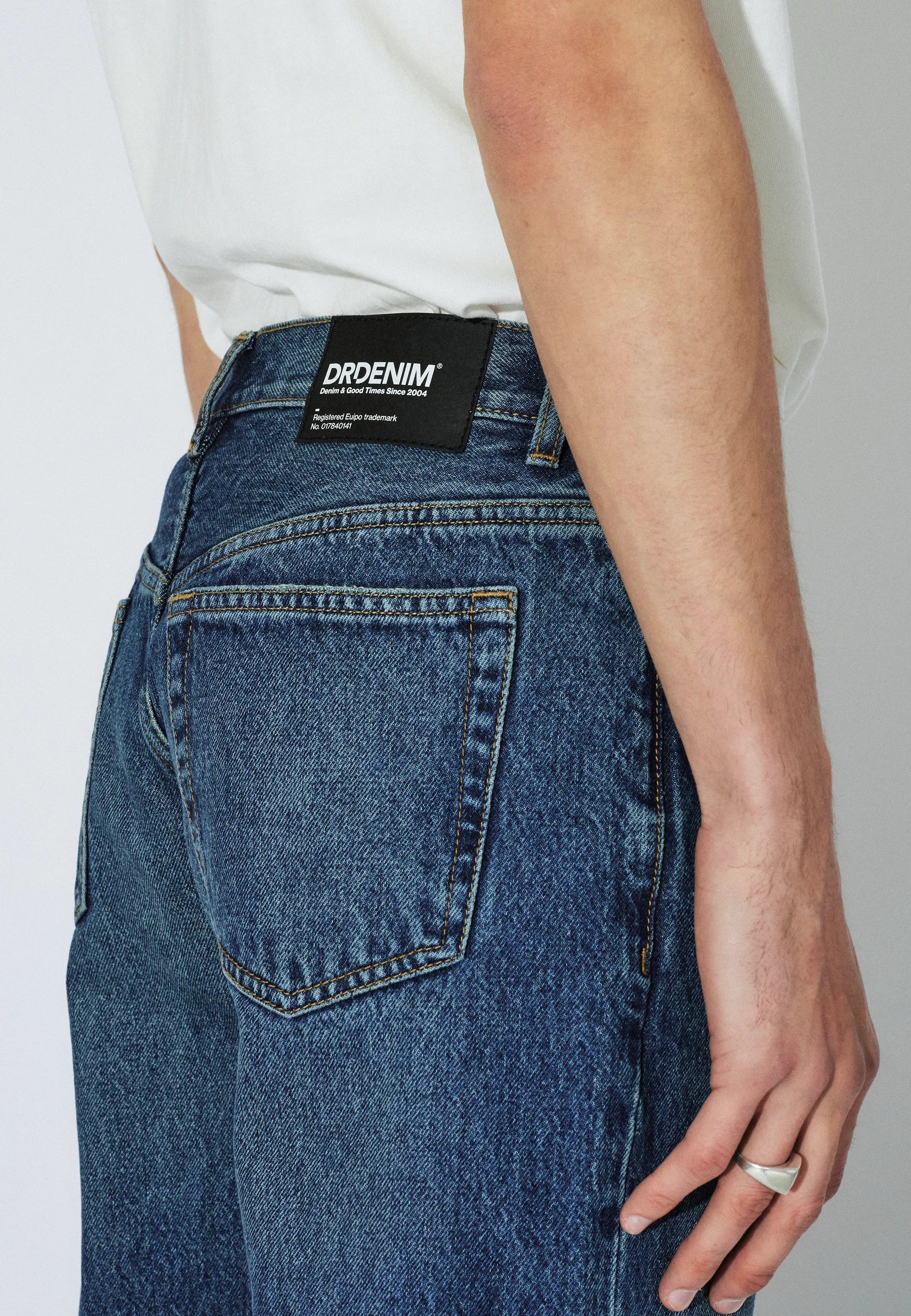 Dr. Denim Dash Straight Jeans - Stream Dark Fade Vintage - Kubanna