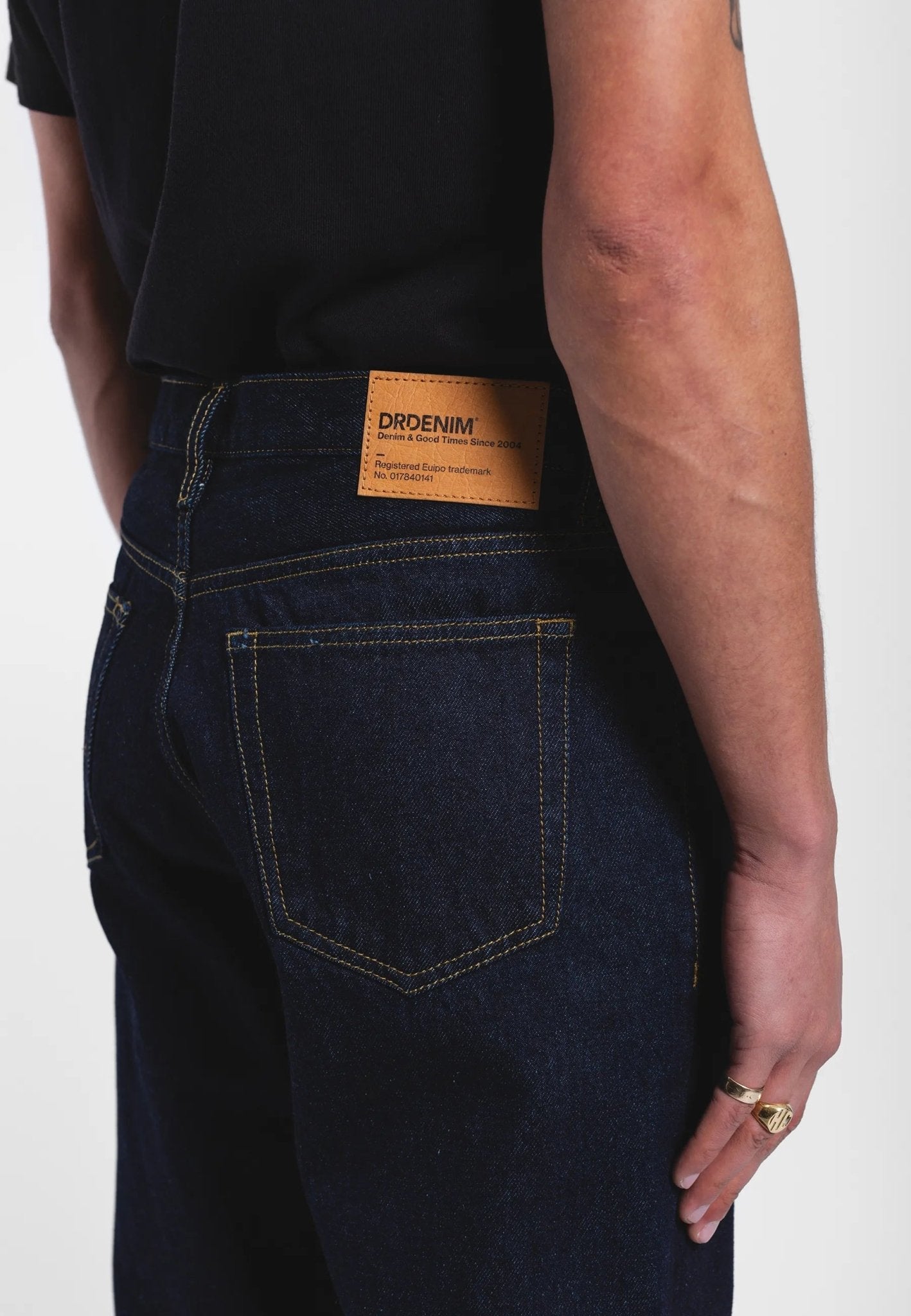 Dr. Denim Dash Straight Jeans - Stream Rinse - Kubanna