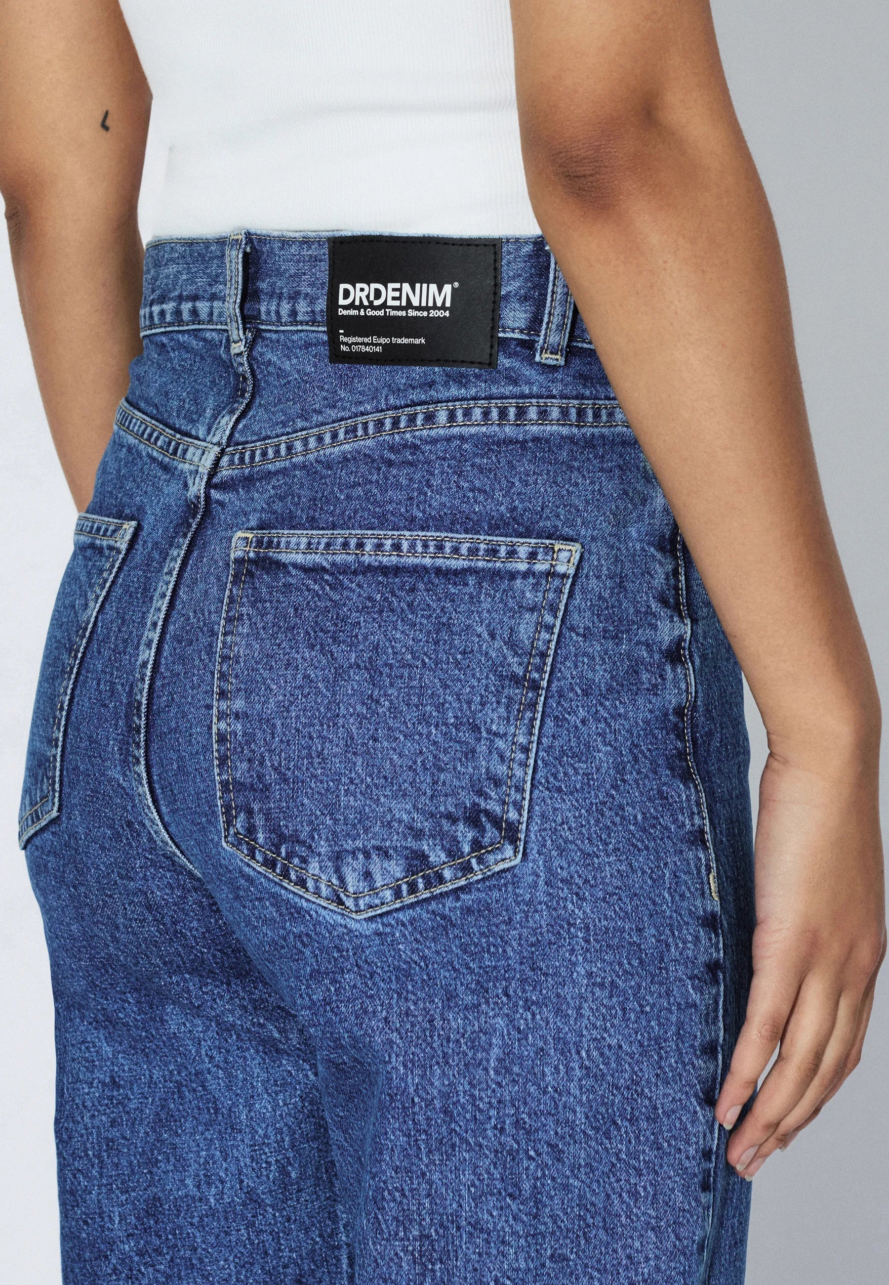 Dr. Denim | Echo High Straight – Bay Mid Retro - Kubanna