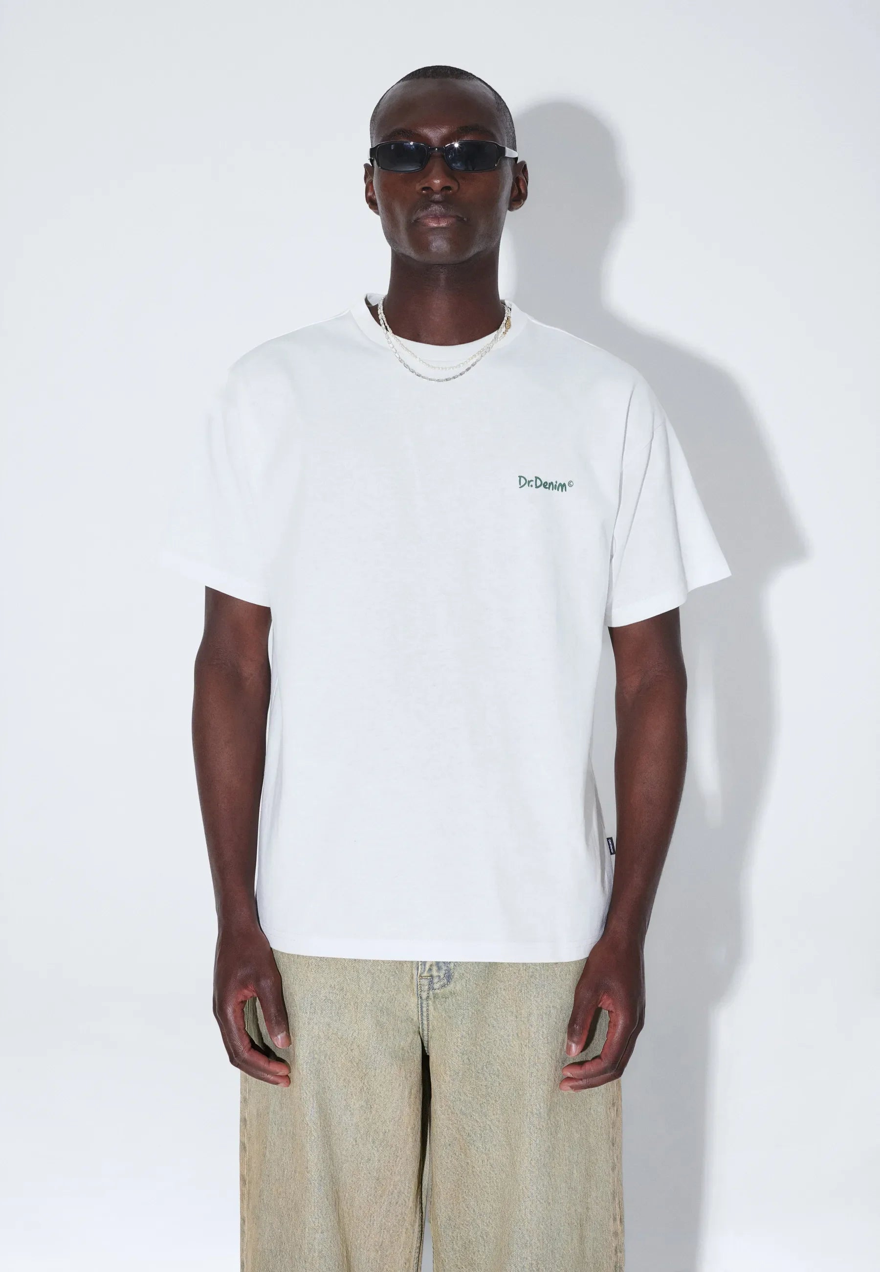 Dr. Denim | Flower Trooper T-shirt - Off White - Kubanna
