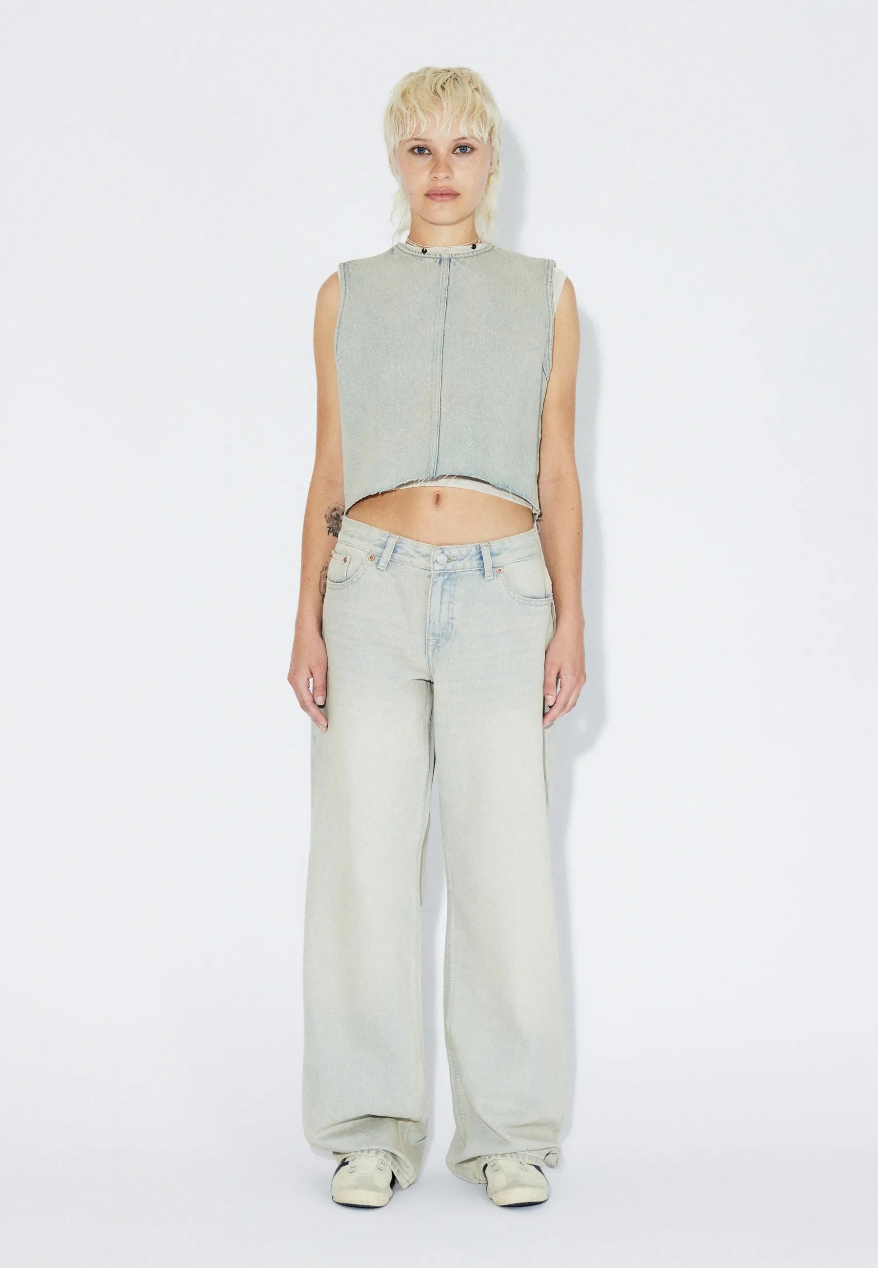 Dr. Denim | Hill Low Relaxed Jeans – Stream Light Sand - Kubanna