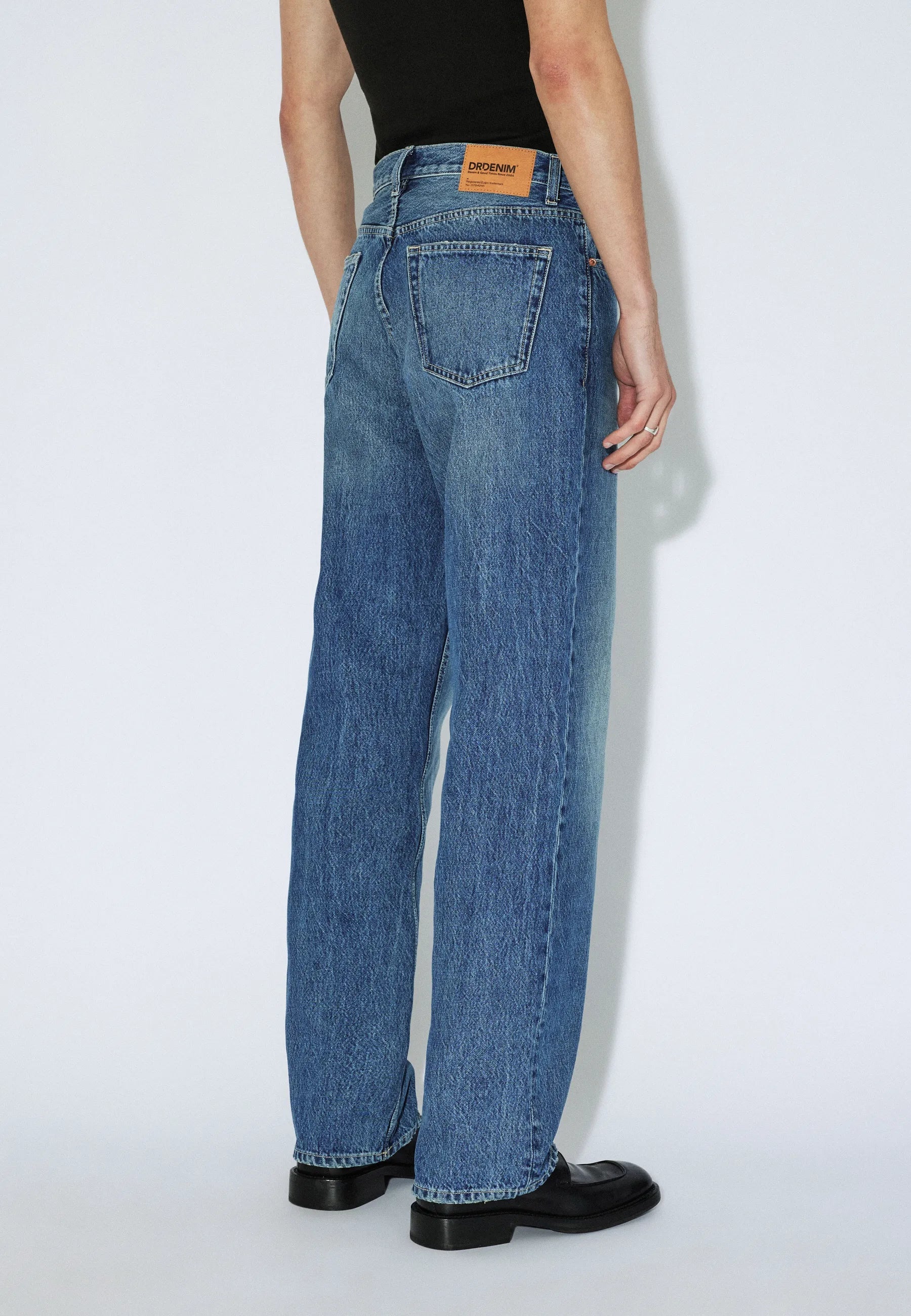 Dr. Denim | Omar Relaxed Jeans – Drift Mid Used - Kubanna