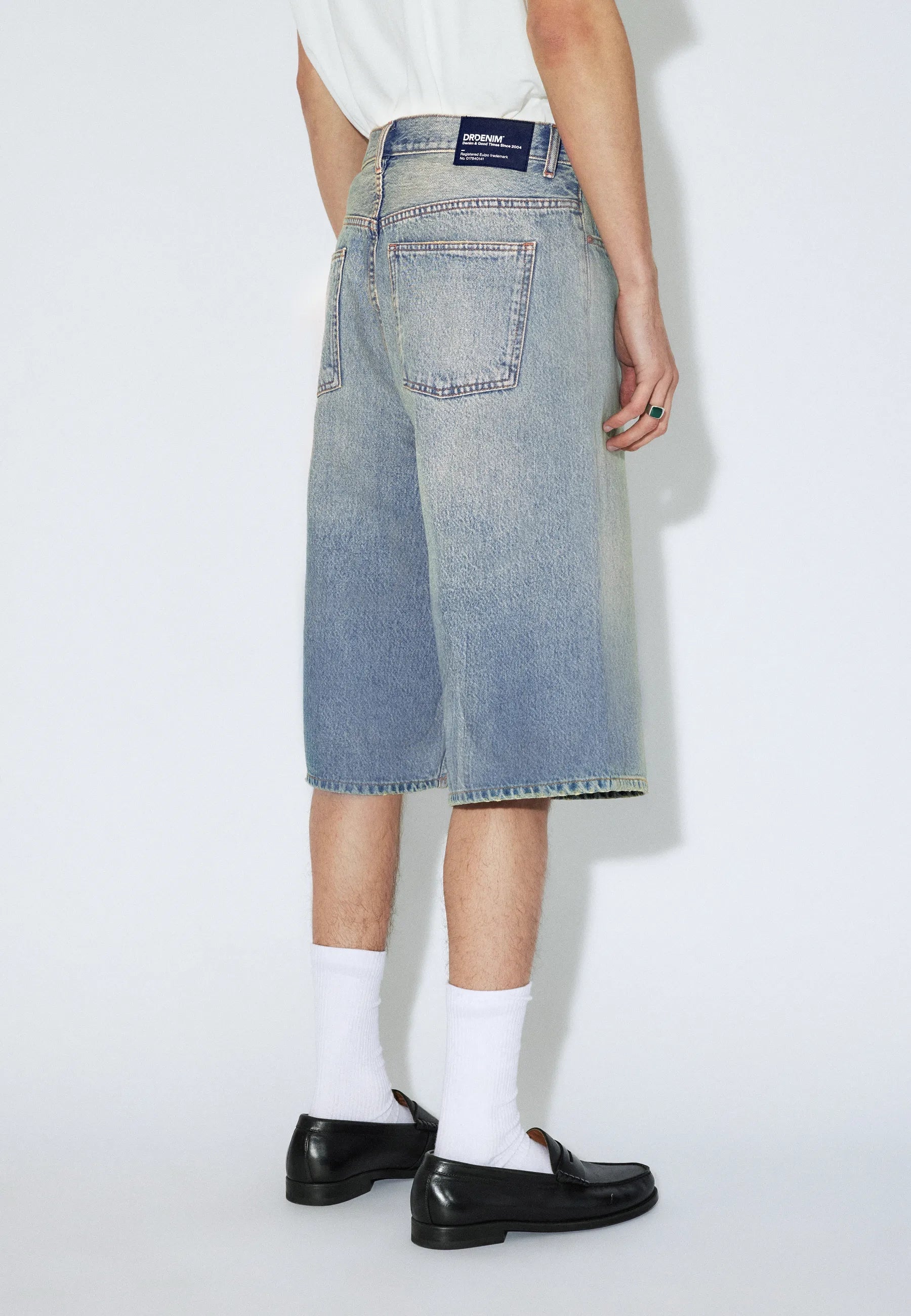 Dr. Denim | Vali Shorts – Stream Sky Aged - Kubanna
