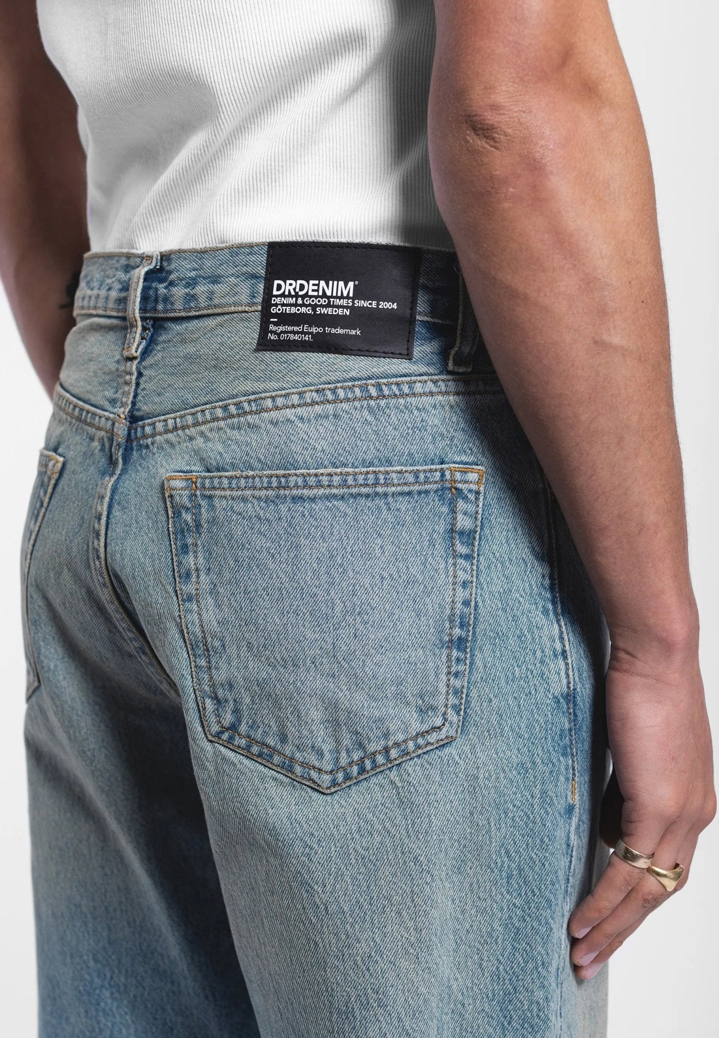 Dr.Denim Omar Relaxed Jeans - Stream Sky Aged - Kubanna