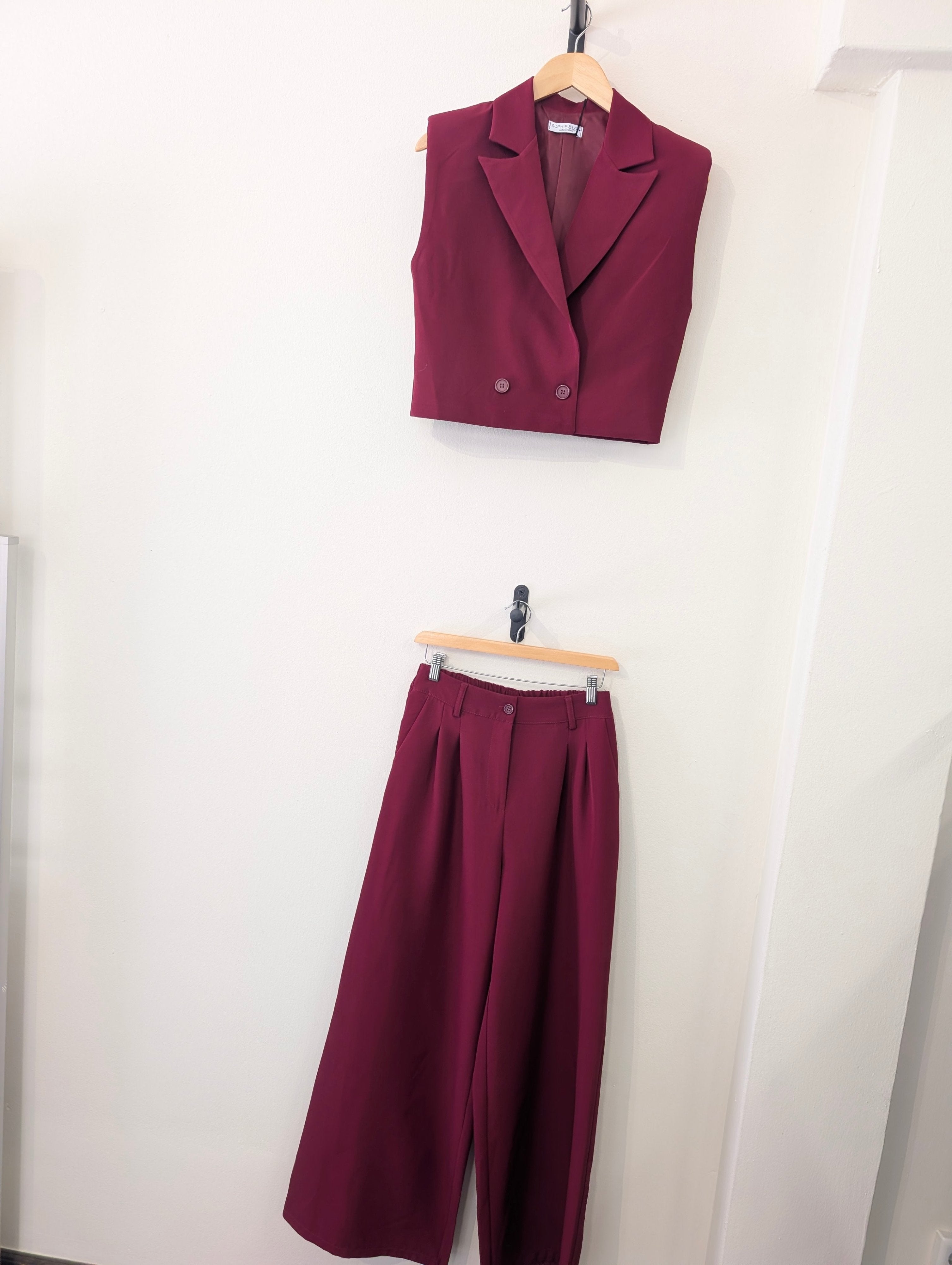 Elara Gilet – Burgundy - Kubanna