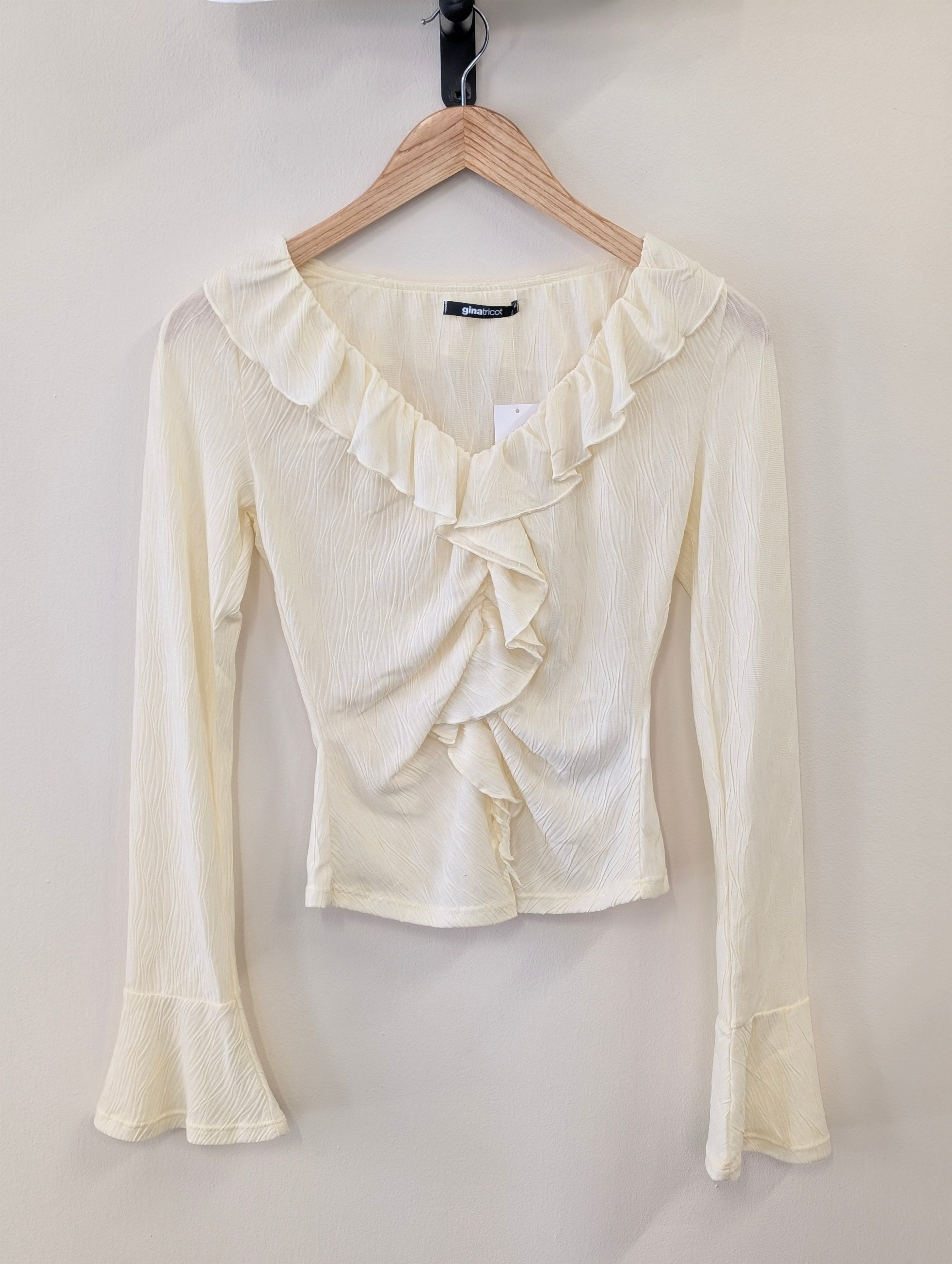 Gina tricot Pleated frill top - Ecru - Kubanna
