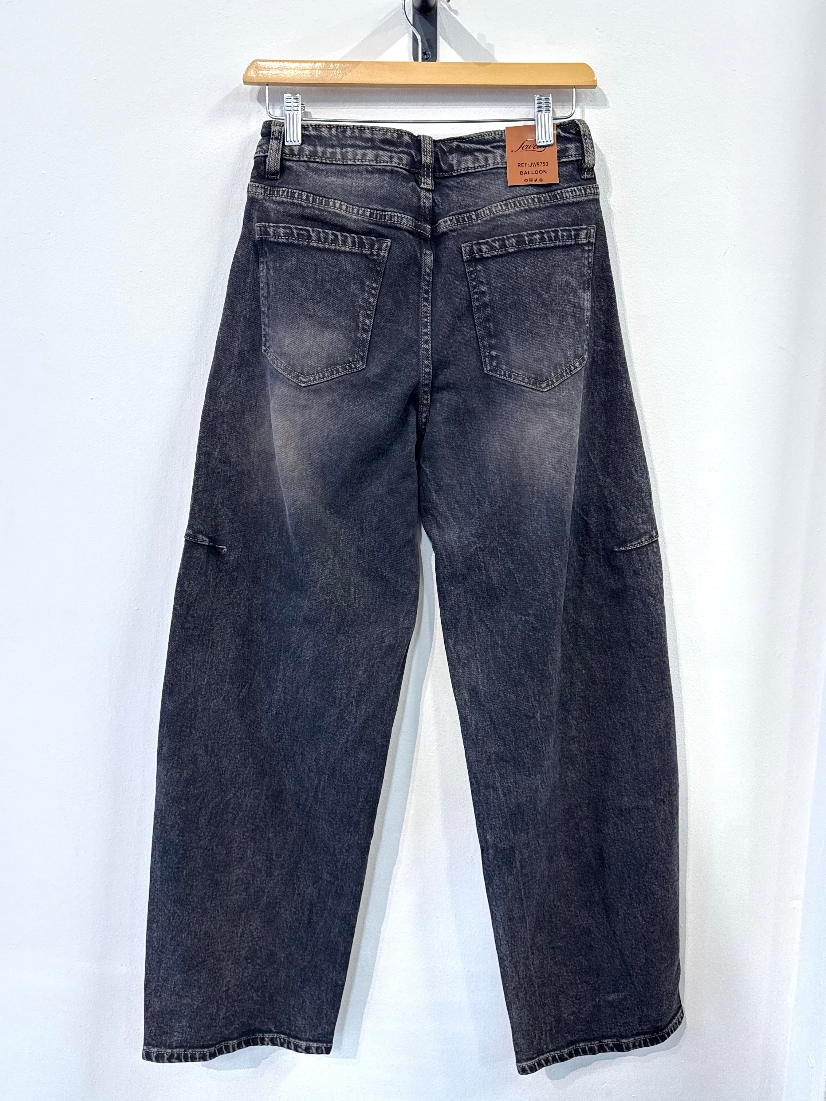 Jewelly Balloon Jeans - Washed Black - Kubanna