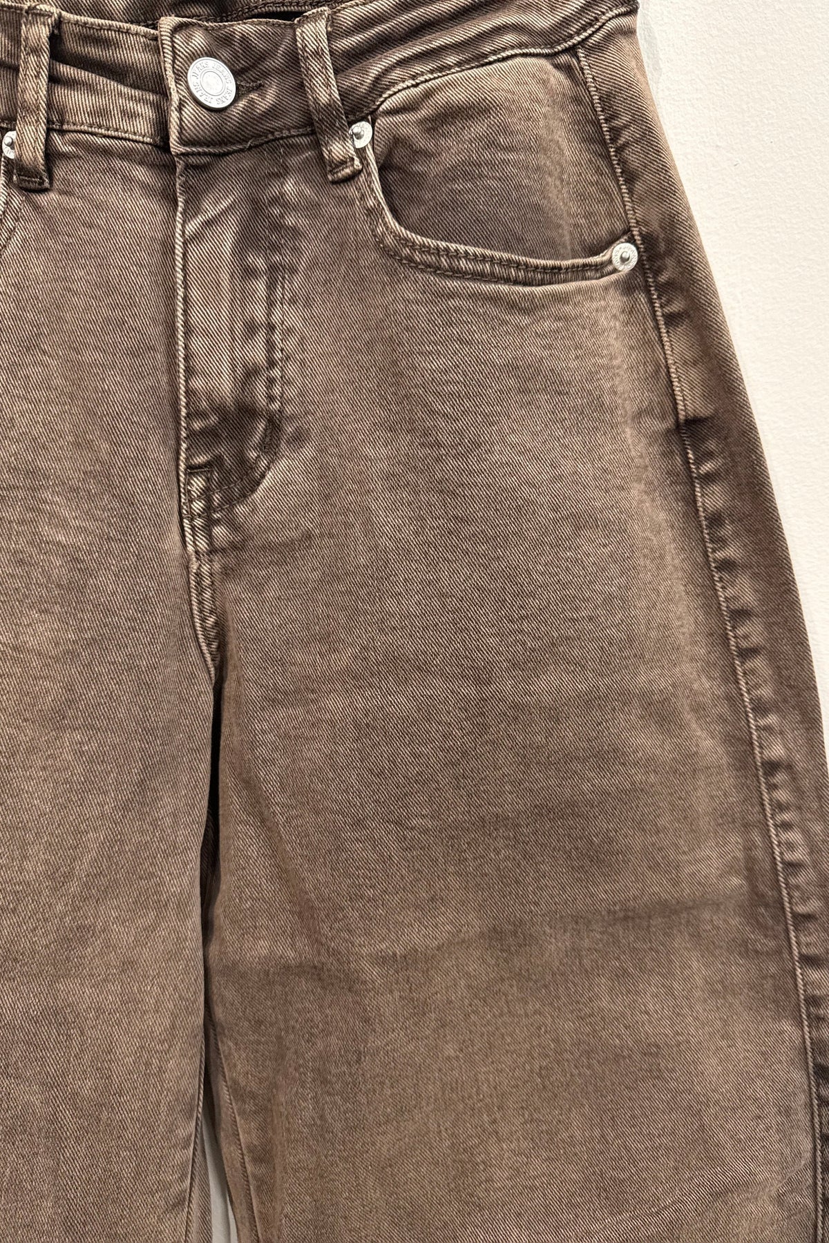 Laulia Barrel Mid Waist Jeans - Brown - Kubanna