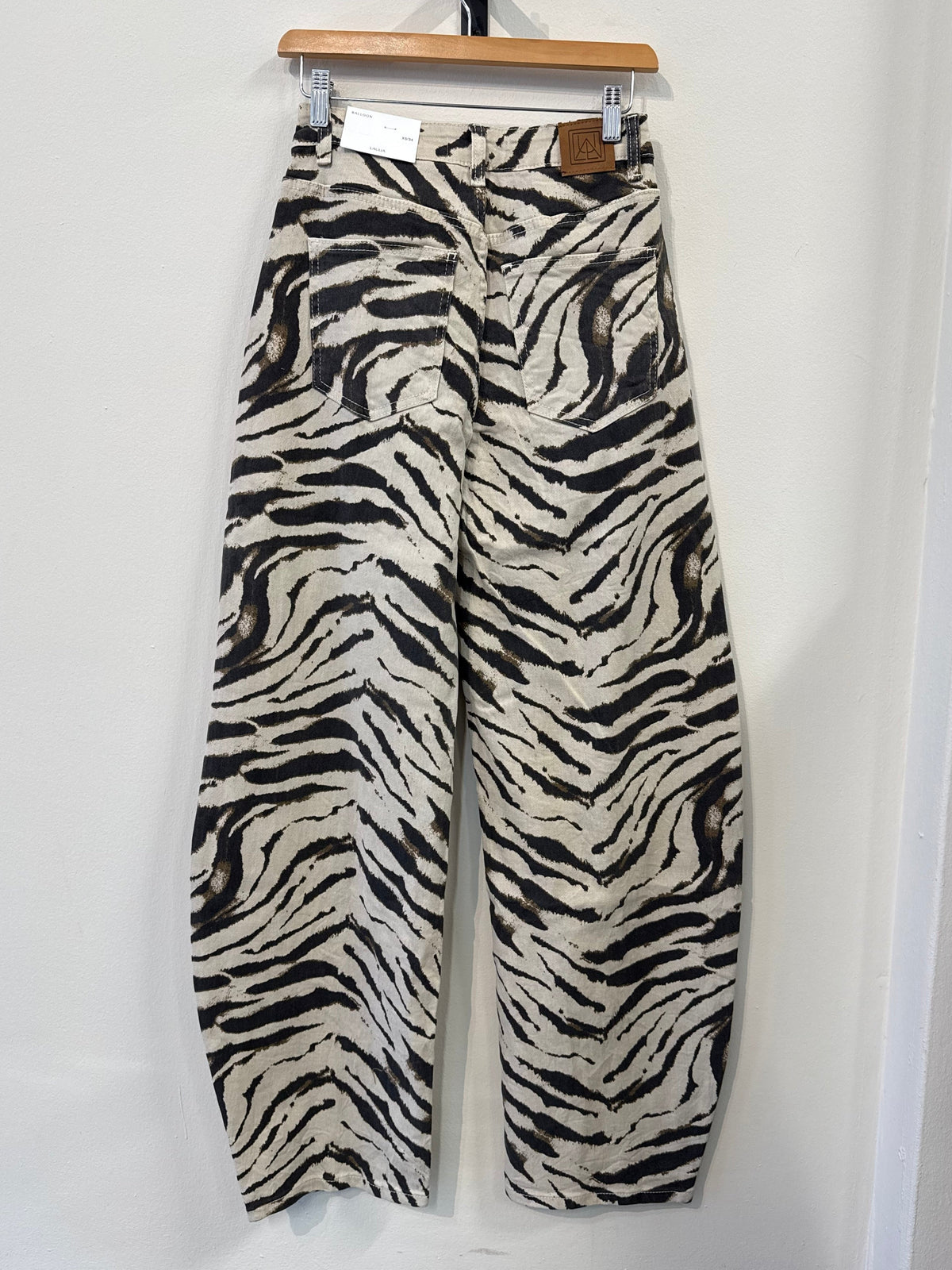 Laulia High Waist Balloon Jeans - Zebra - Kubanna